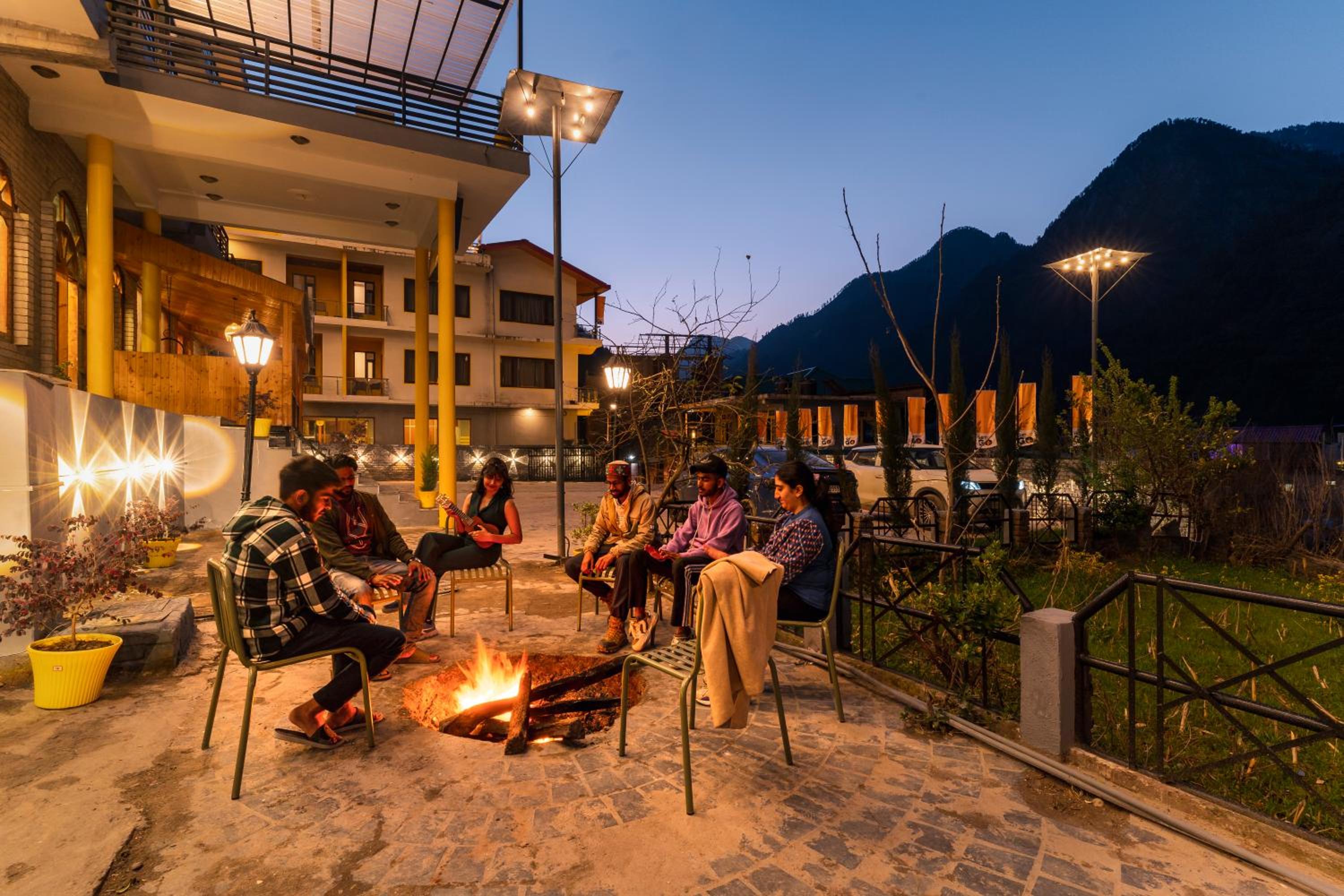 The Hosteller Kasol, Parvati Valley view 5