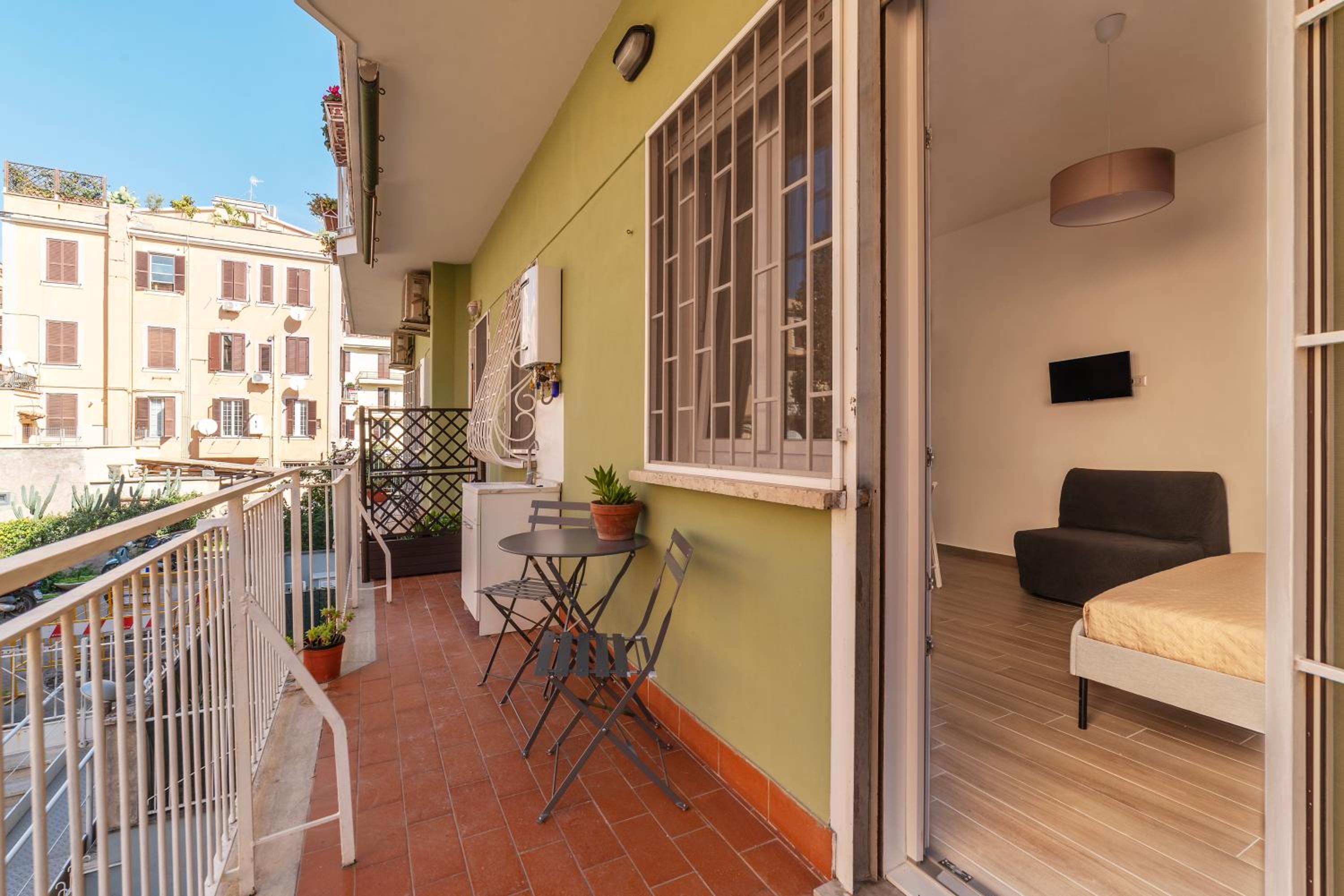 GuestHost - Monteverde Vecchio Apartment