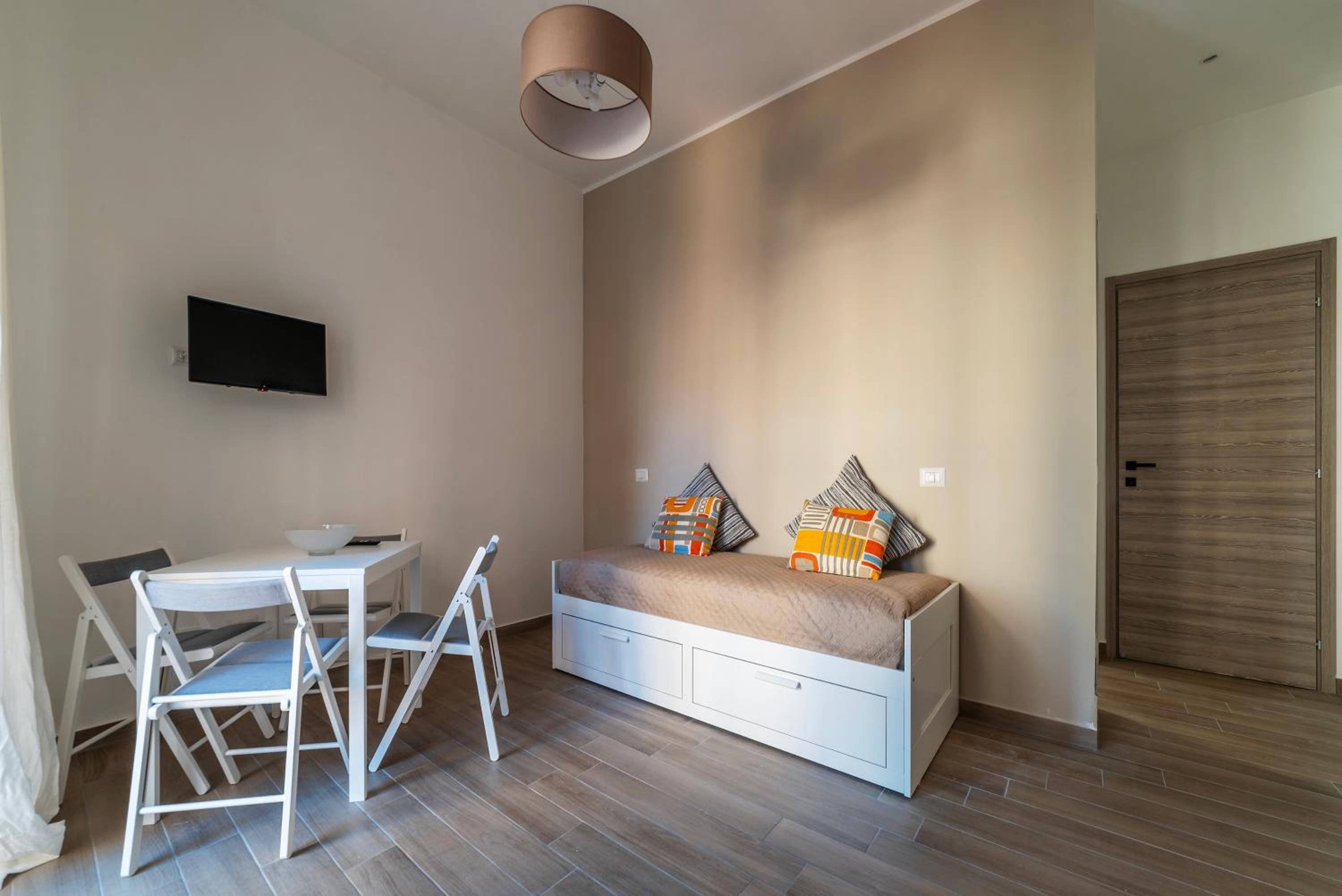 GuestHost - Monteverde Vecchio Apartment