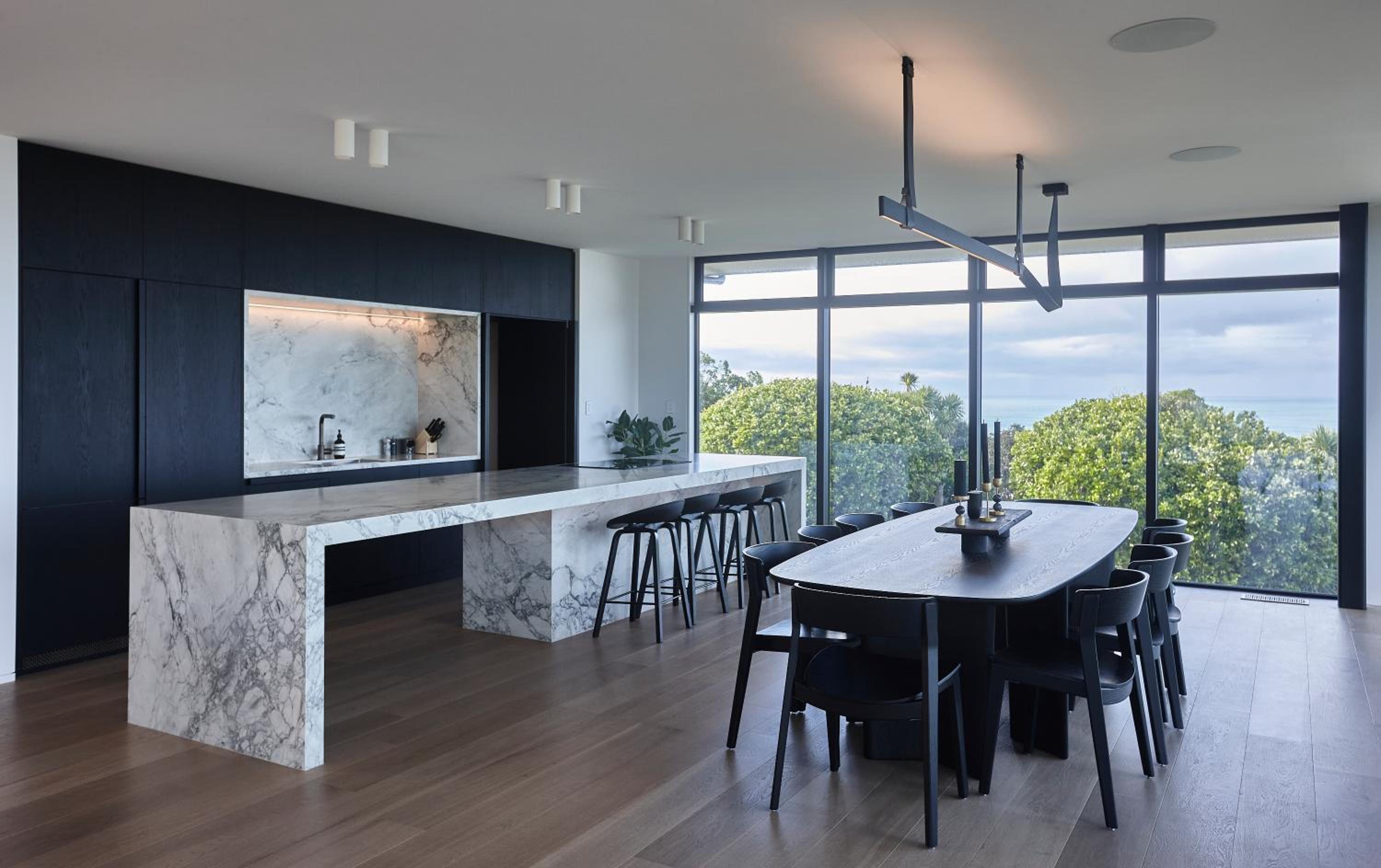 ONYX HOUSE - Wainui Beach view 3