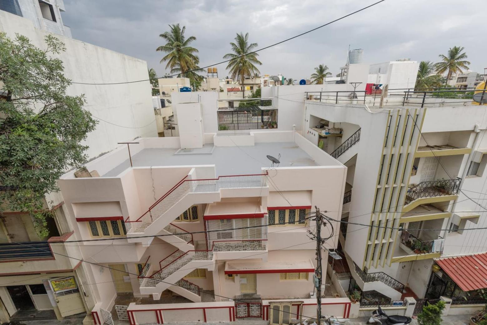 Stylish AC Home close to Brigade Sheraton-IISC-NU Hospital