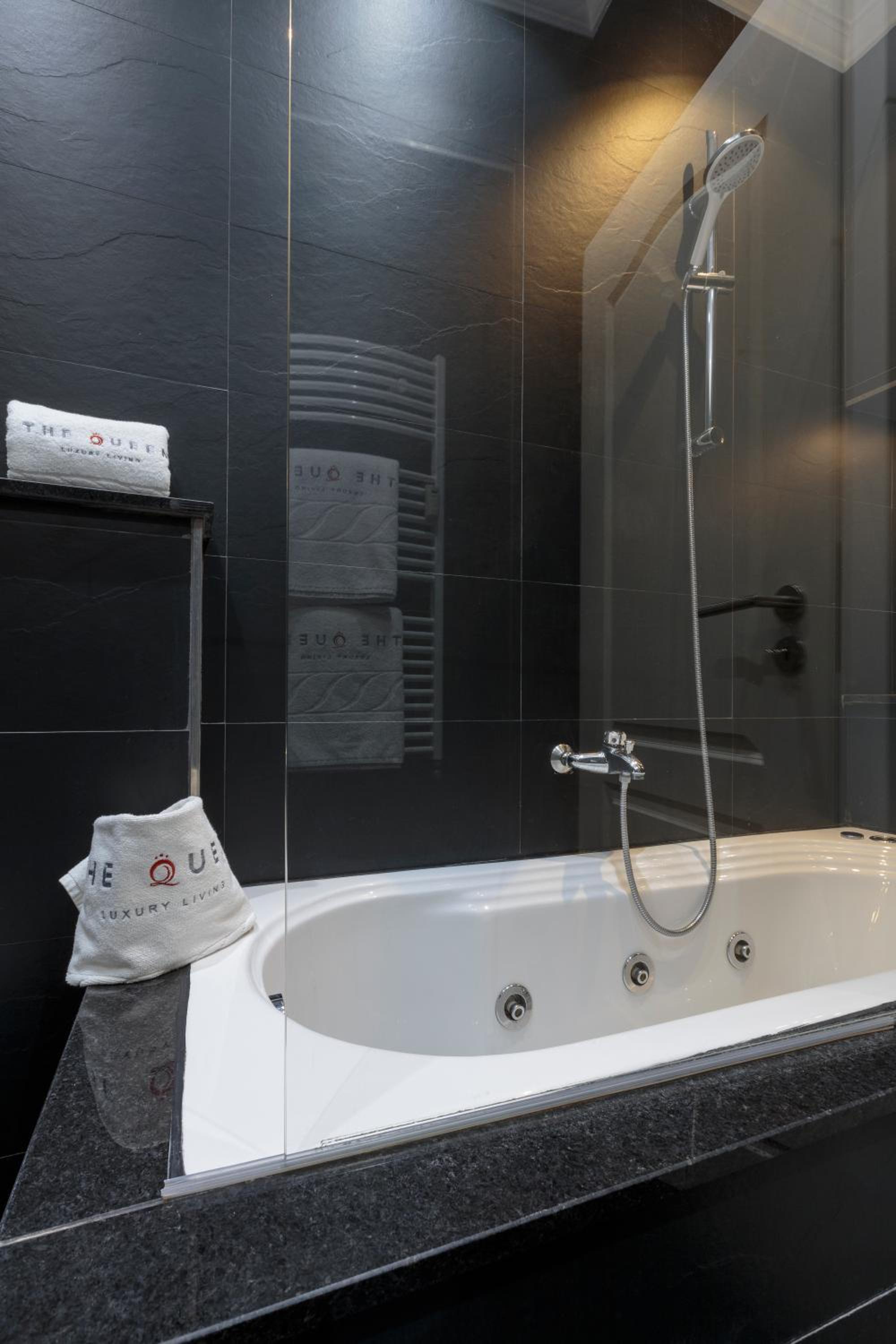 The Queen Luxury Apartments - Villa Liberty