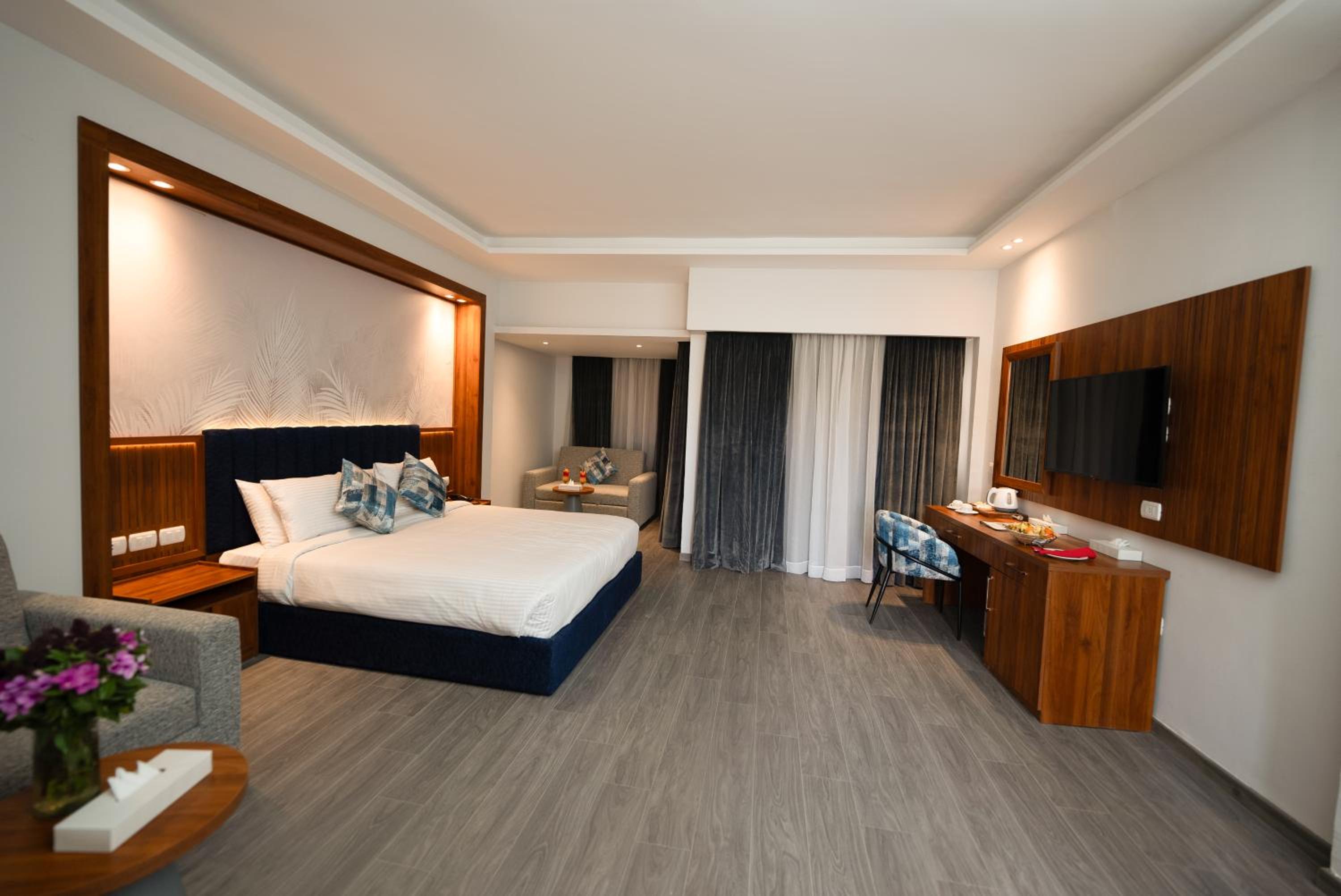 Golden Beach Resort