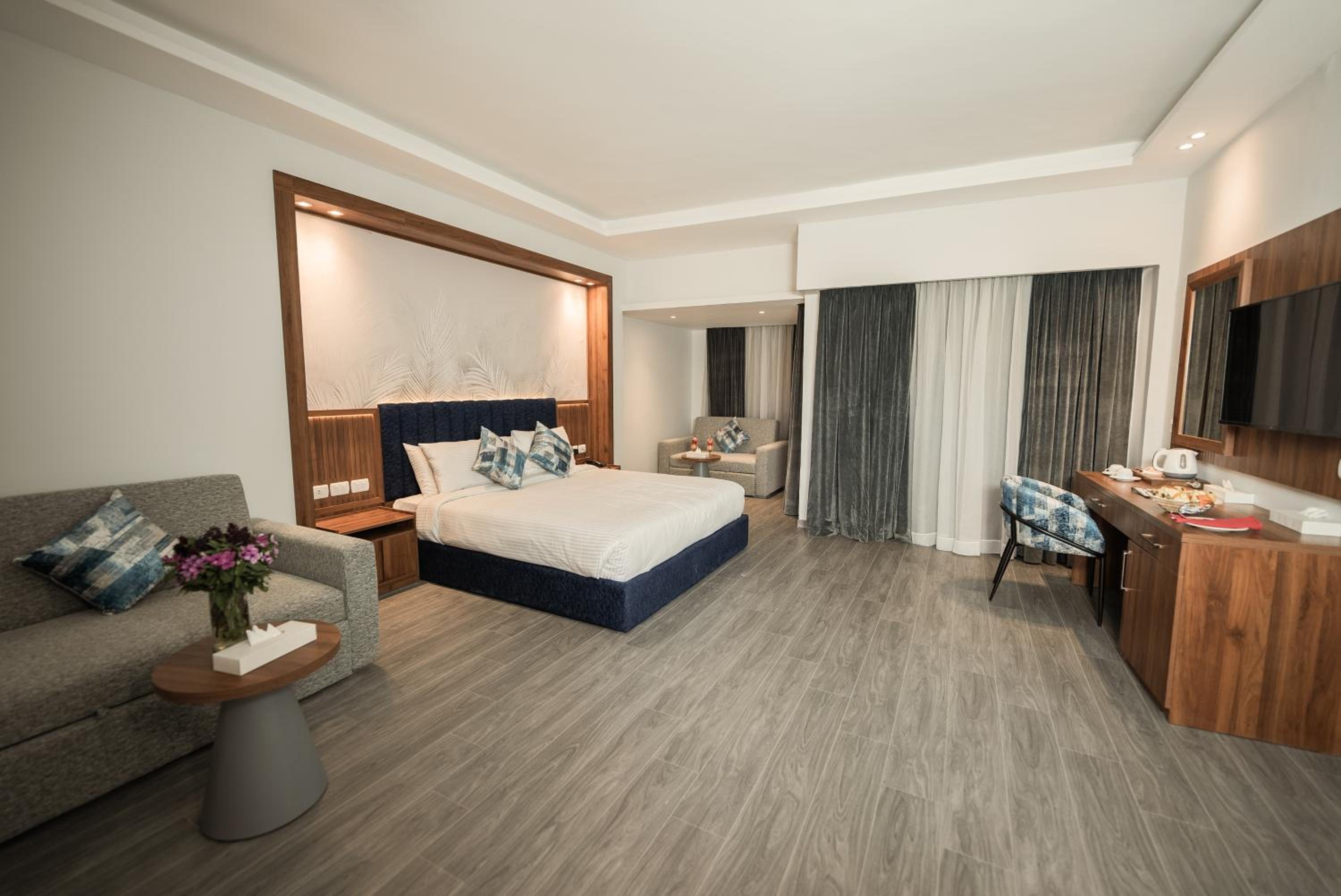 Golden Beach Resort