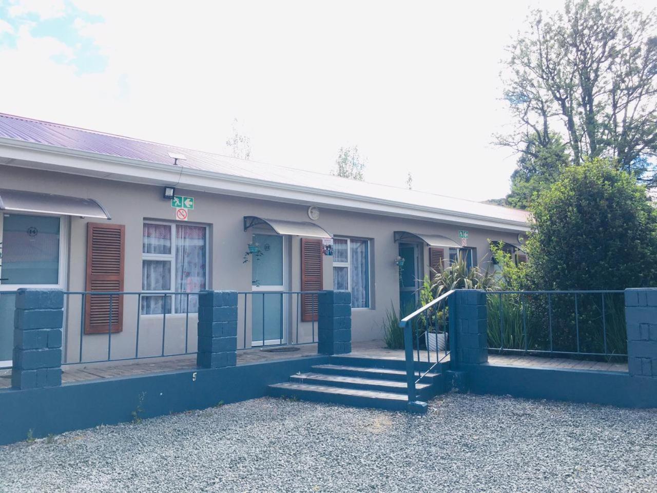 Buxton lodge Guesthouse