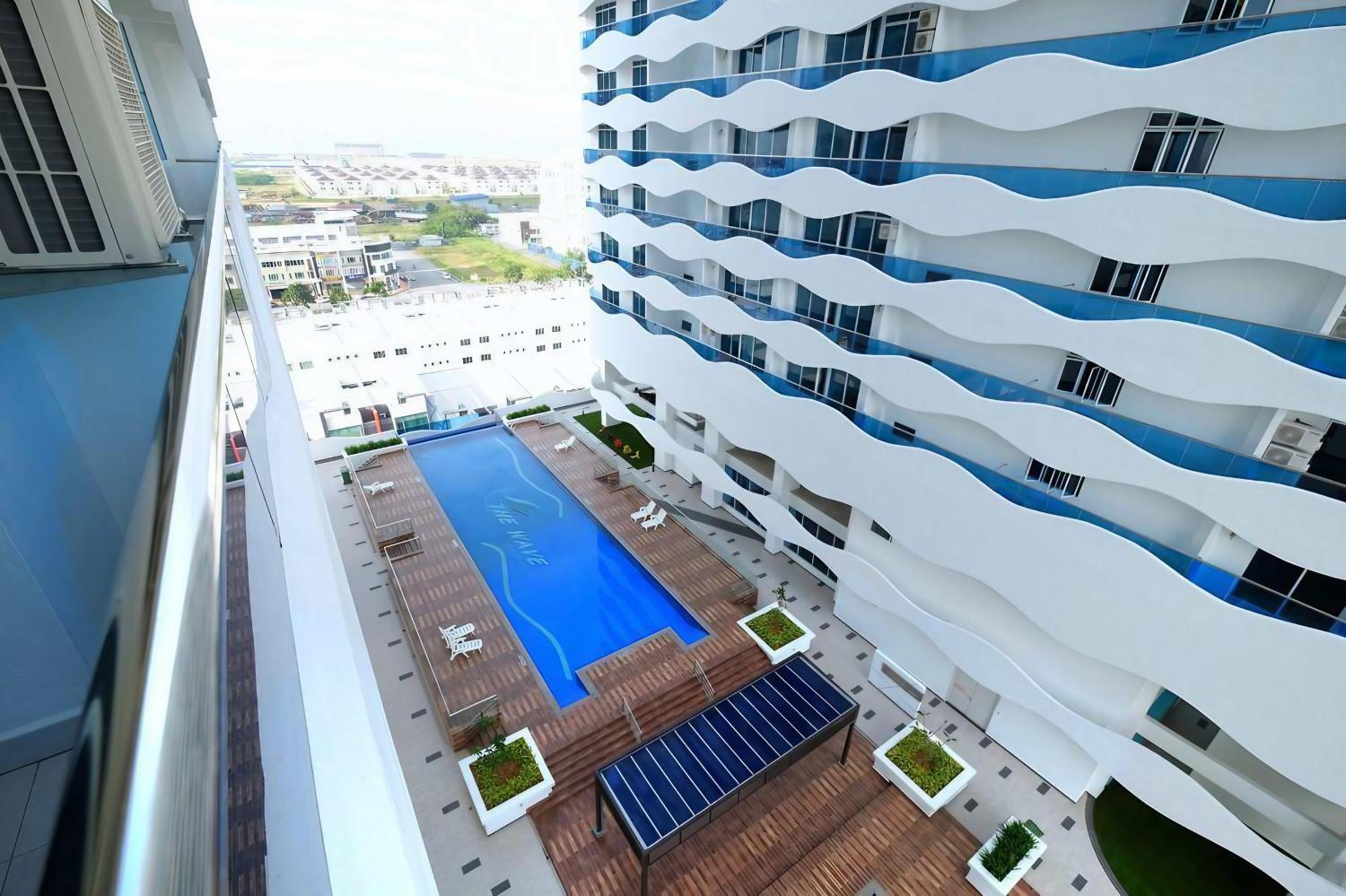 The Wave Residence by Jeffery Lam Home Management view 2