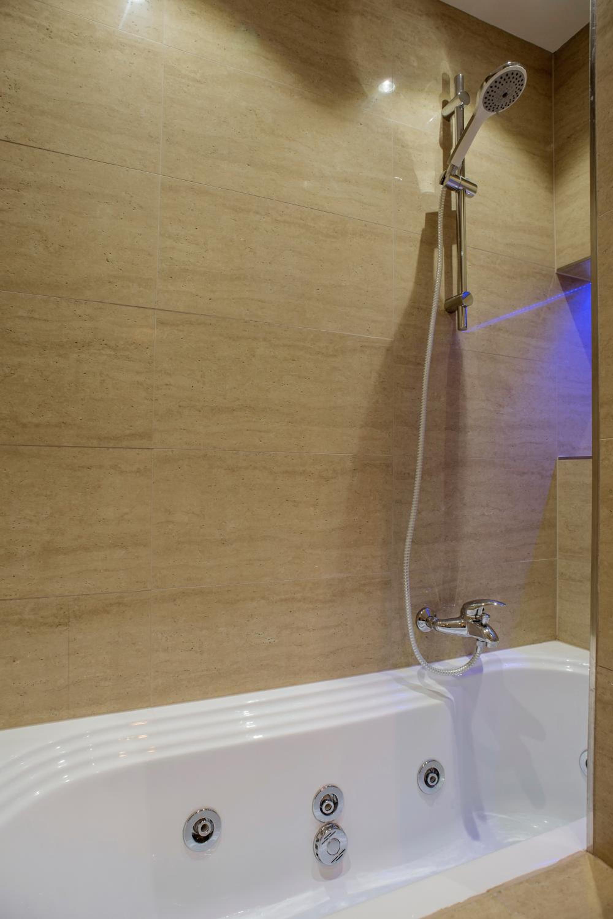 The Queen Luxury Apartments - Villa Liberty