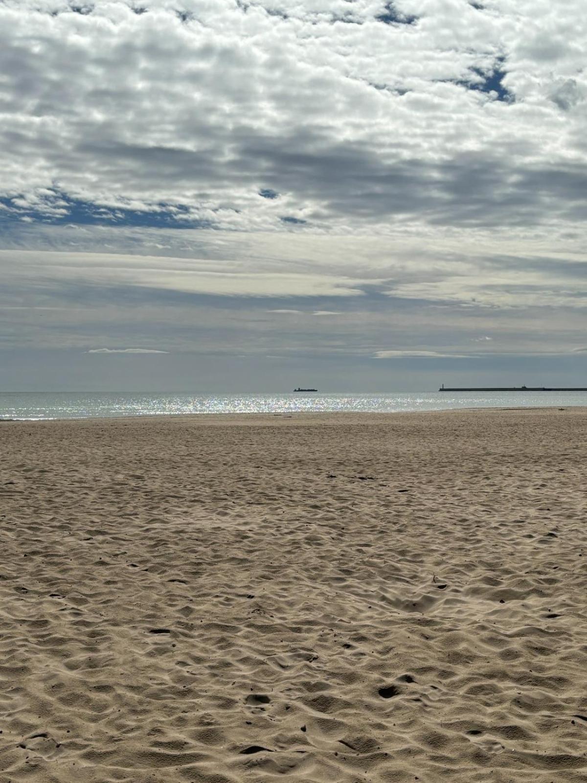 Playa Patacona con vistas al mar