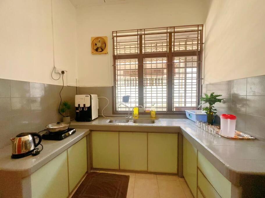 A19 Cozy Daya Homestay