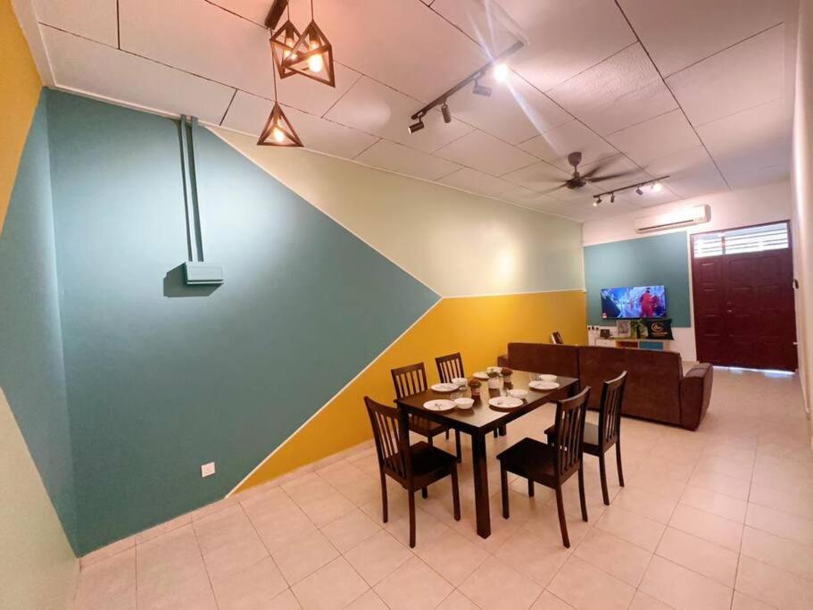 A19 Cozy Daya Homestay