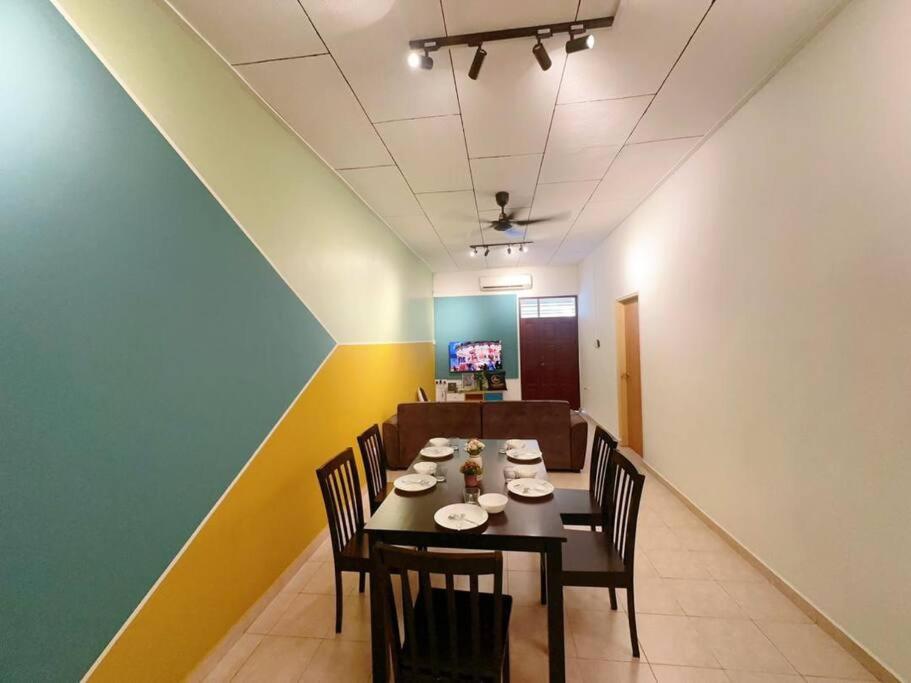 A19 Cozy Daya Homestay