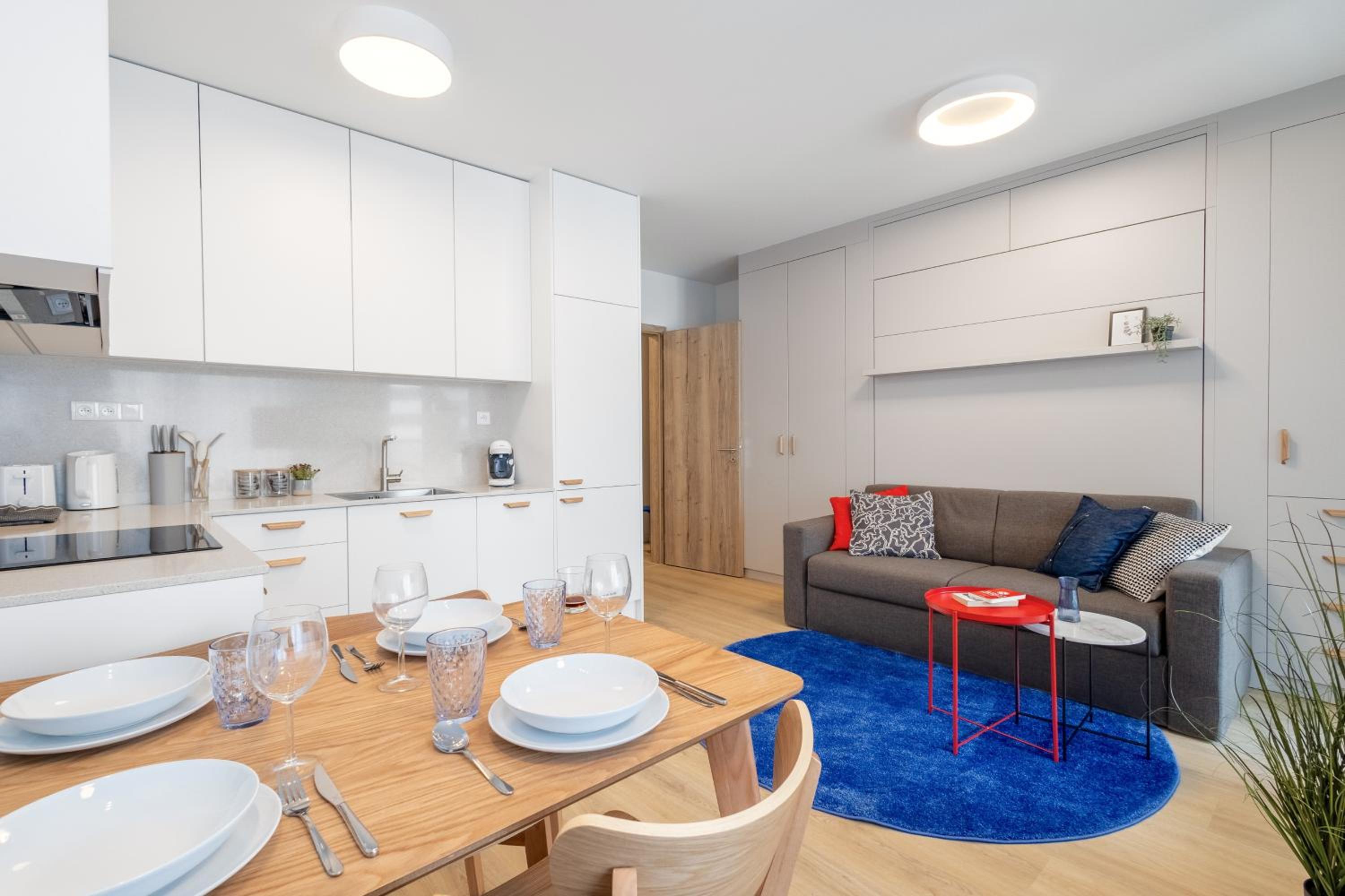 Colorful Apartment - Balcony, Free Parking, by Gravity Prague