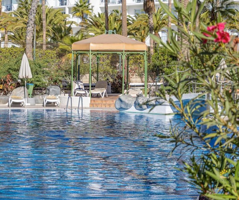 Altamira Lux Suit Beach El Duque