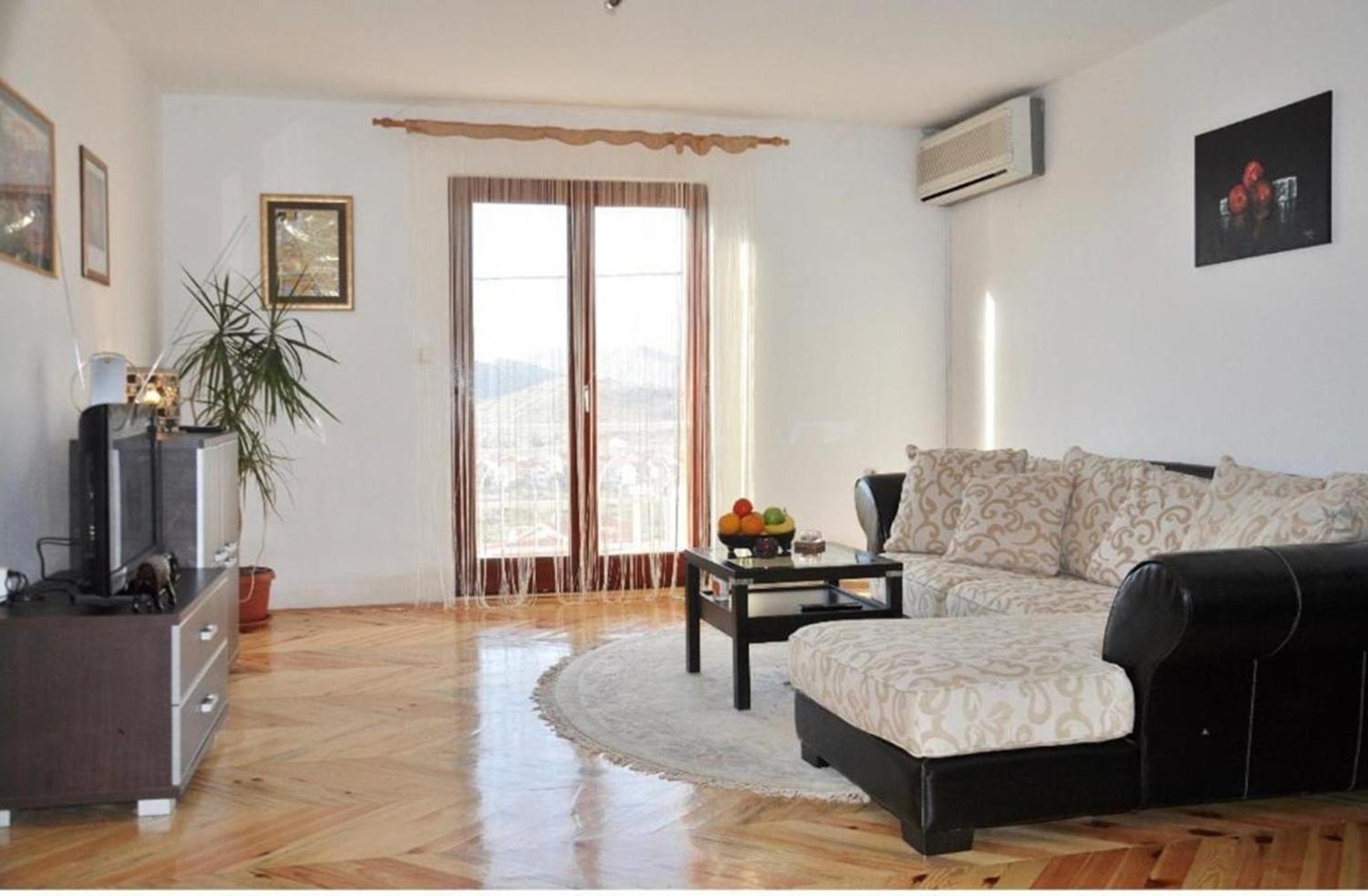 Nice View Apartment