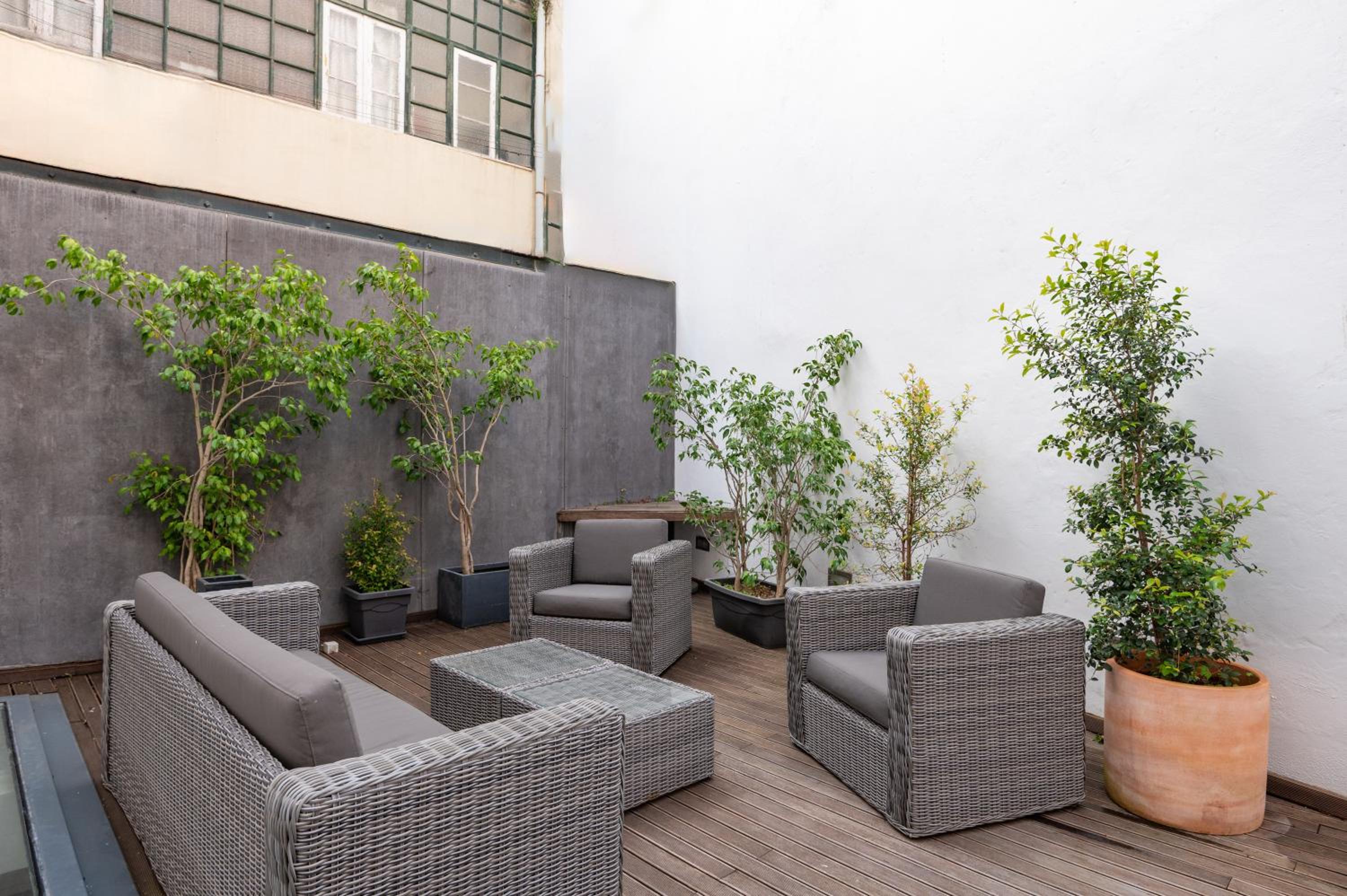 Bica FLH Suites