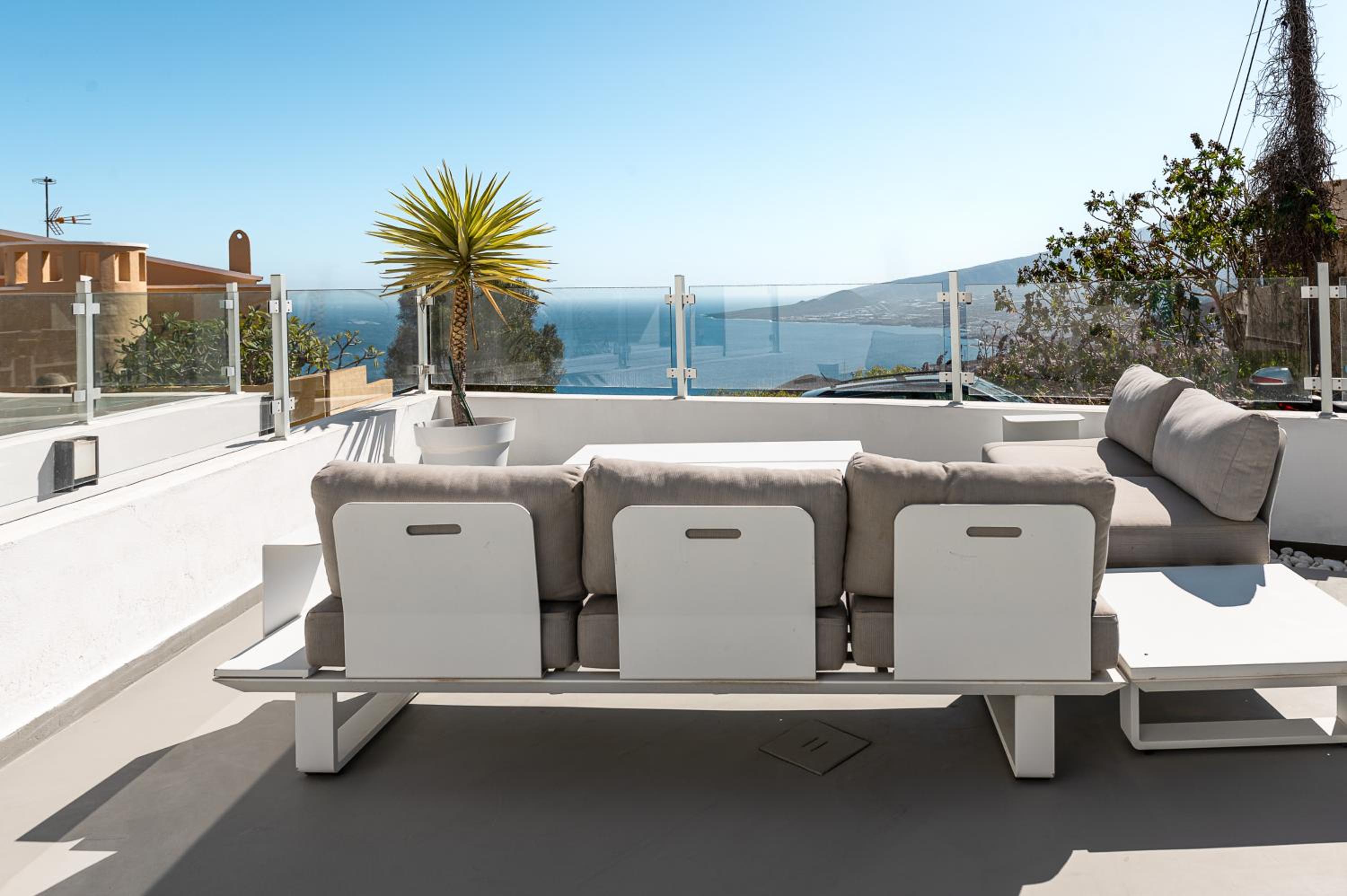 Chalet con piscina en Tabaiba by Alterhome