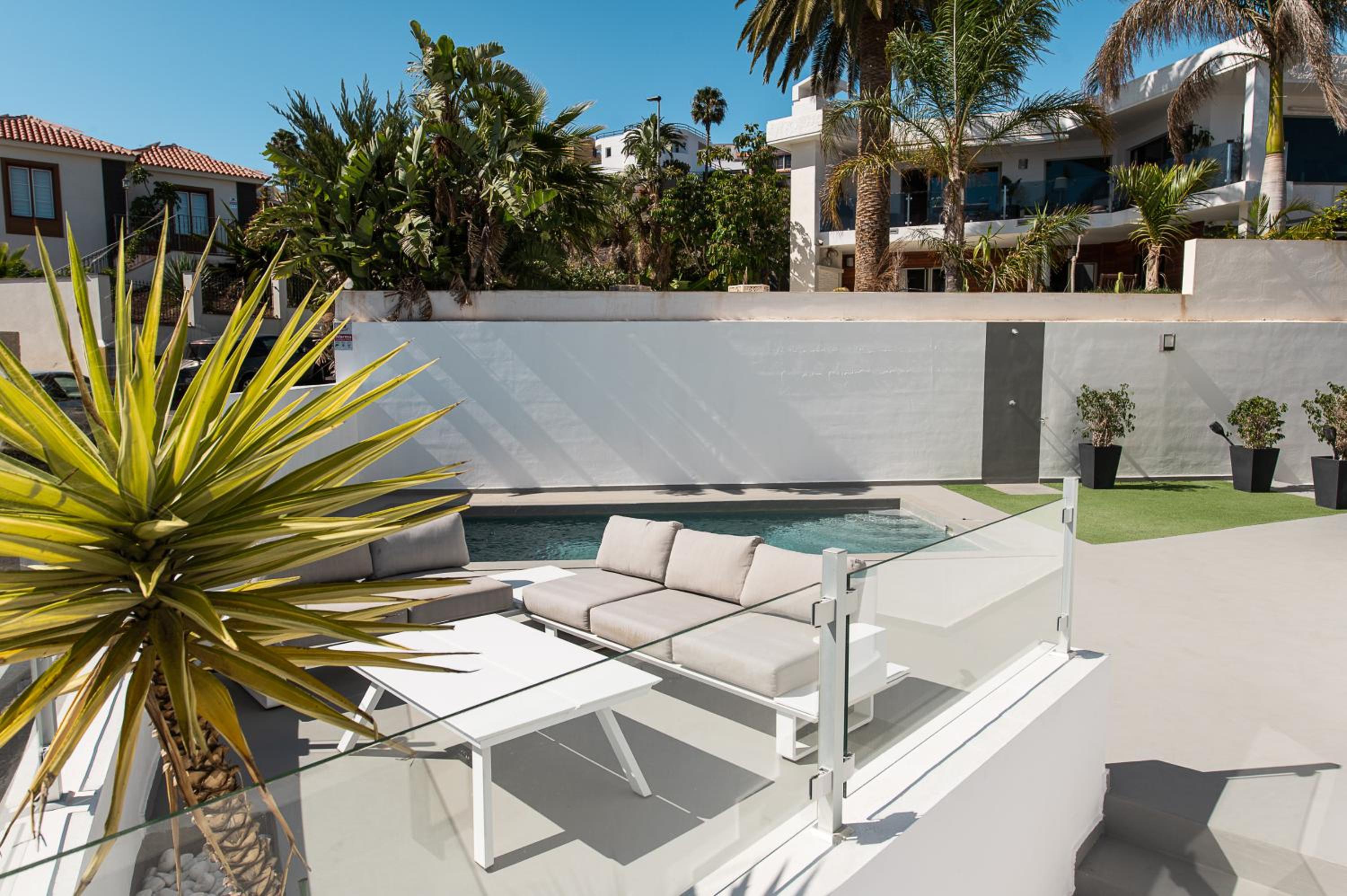 Chalet con piscina en Tabaiba by Alterhome