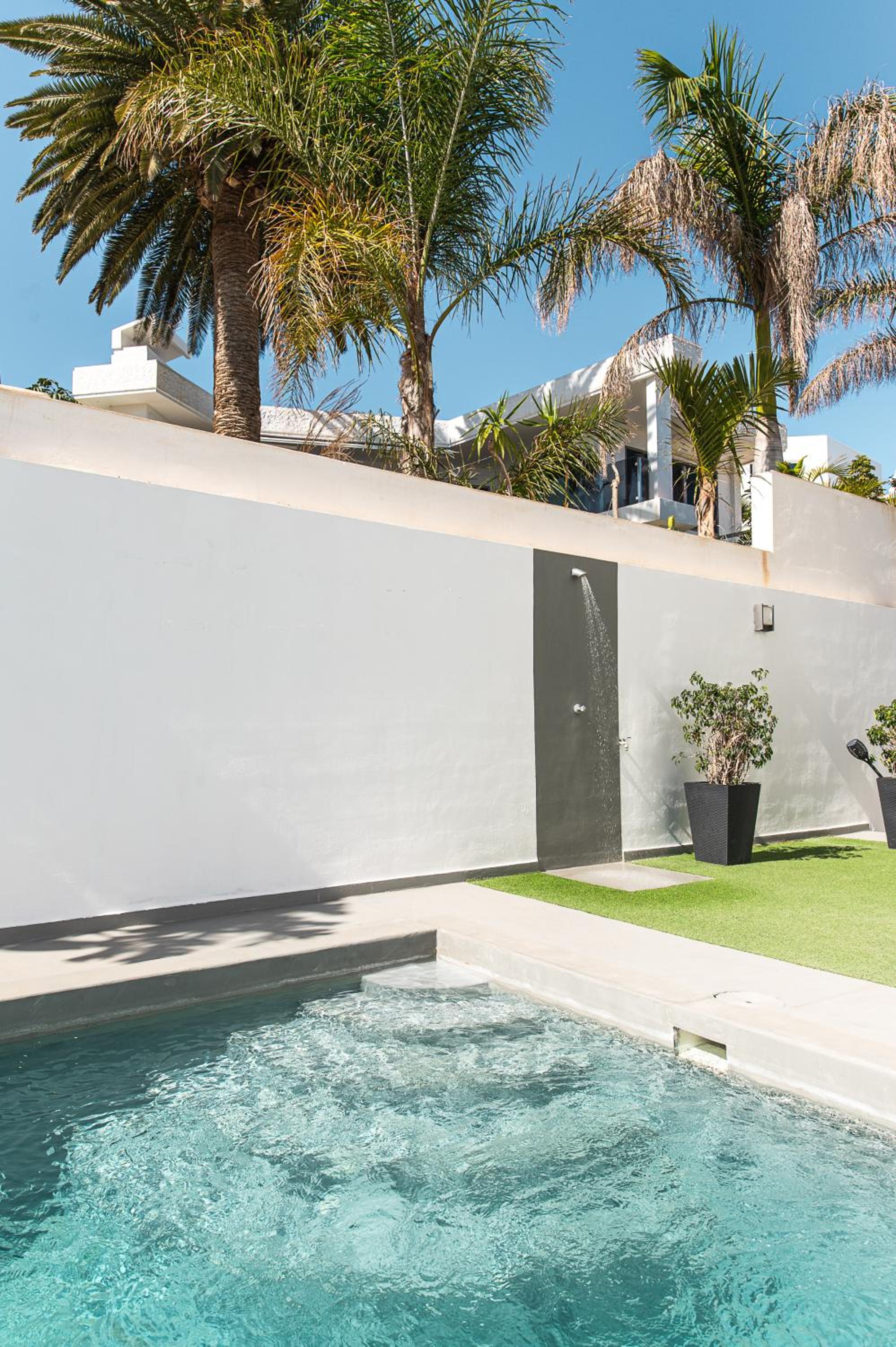 Chalet con piscina en Tabaiba by Alterhome