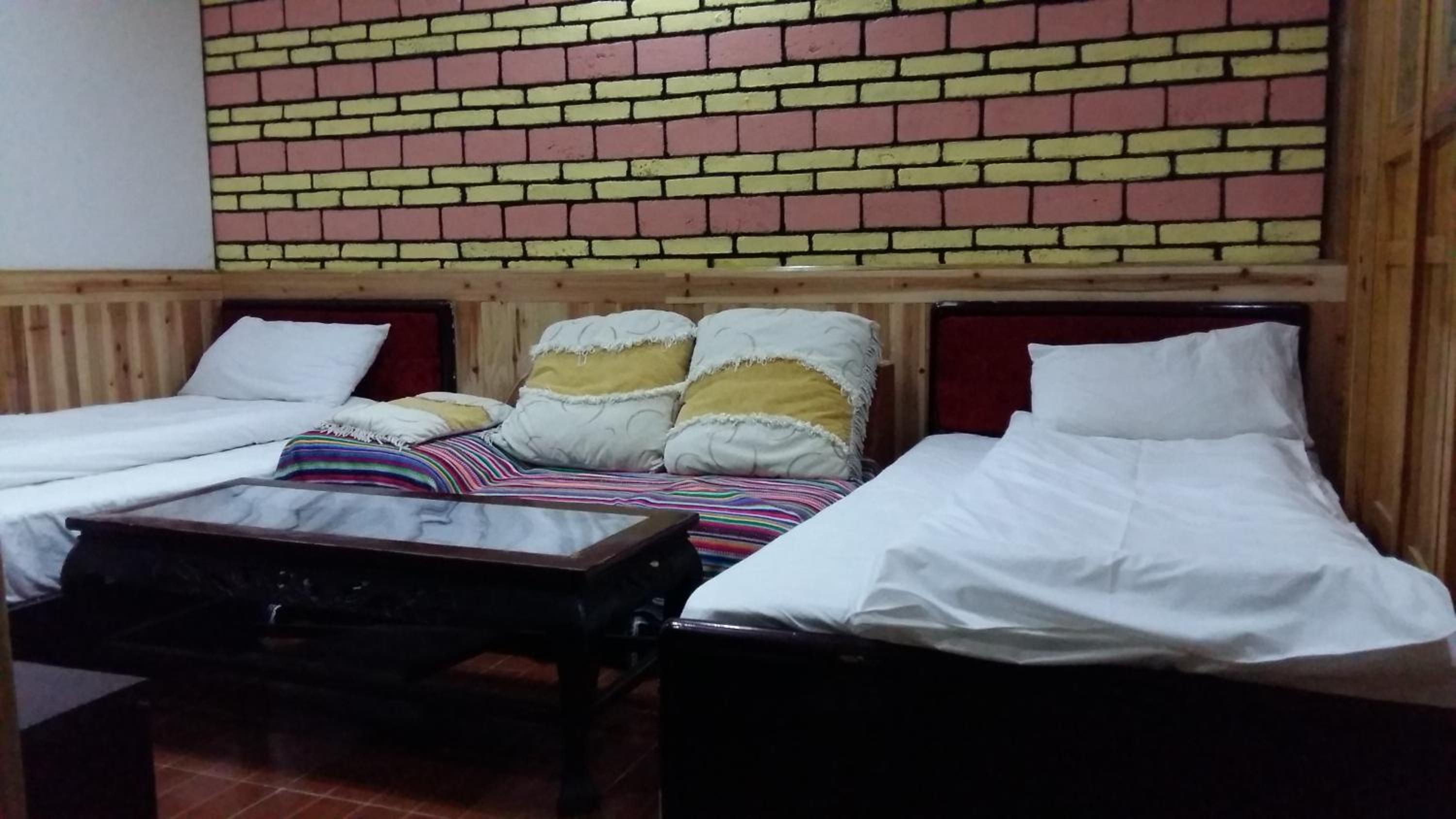 TIBET Guest house 虎跳峡卓玛客栈