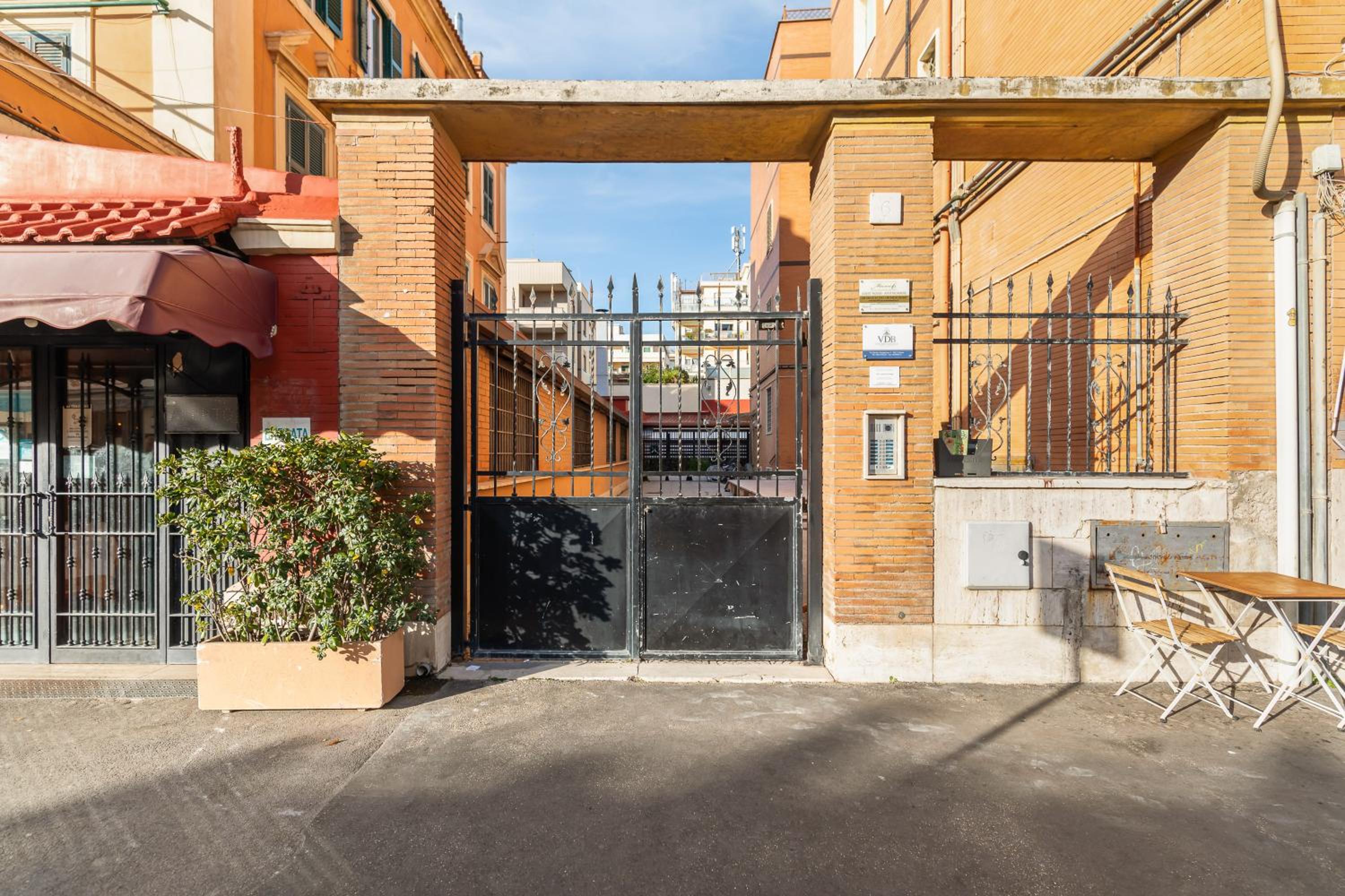 Guest House Maison 6
