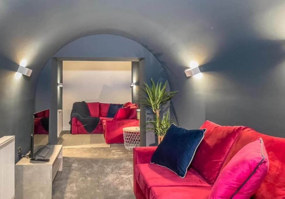 7 Bed House Brighton