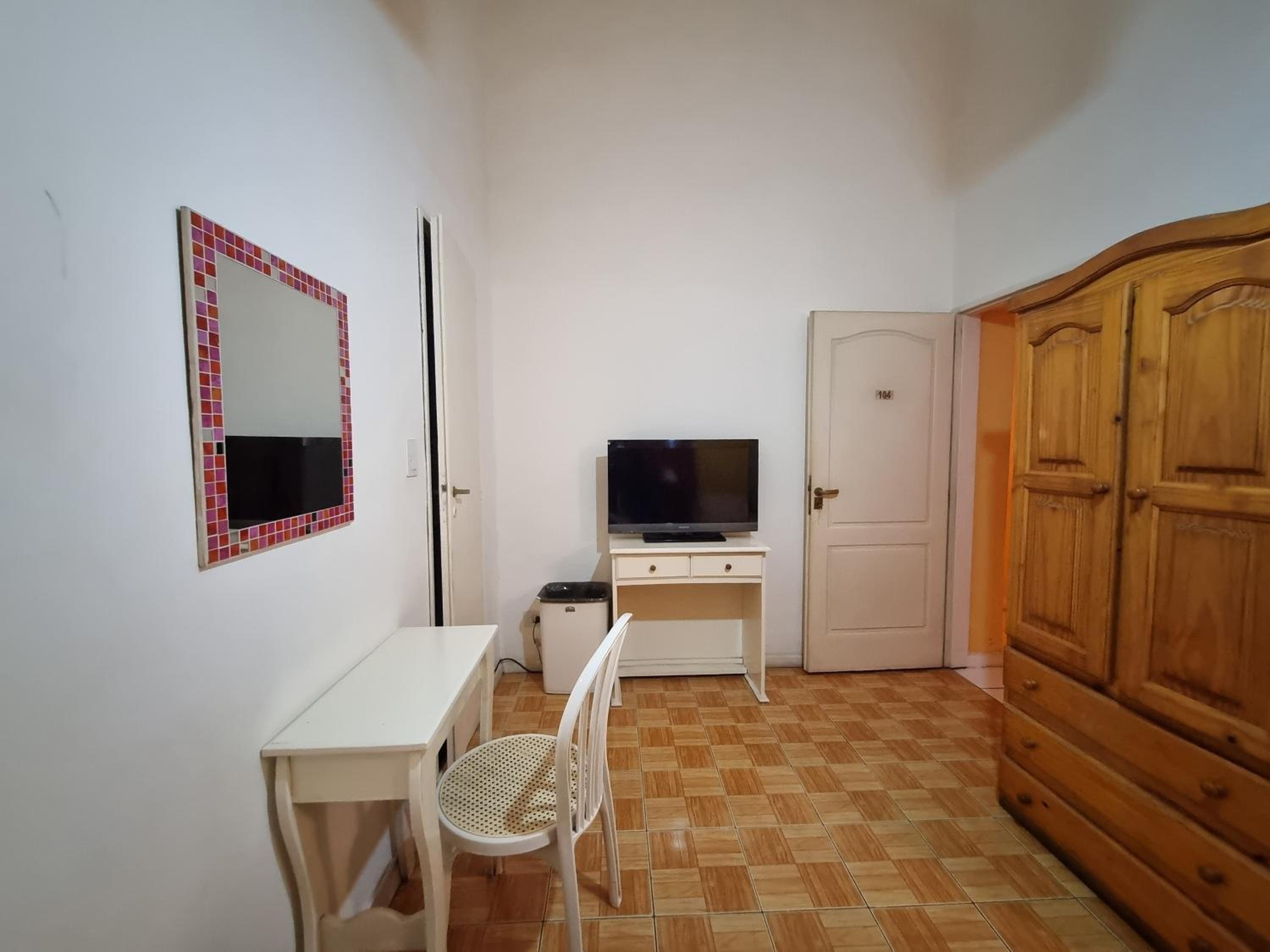 Hostel Estoril