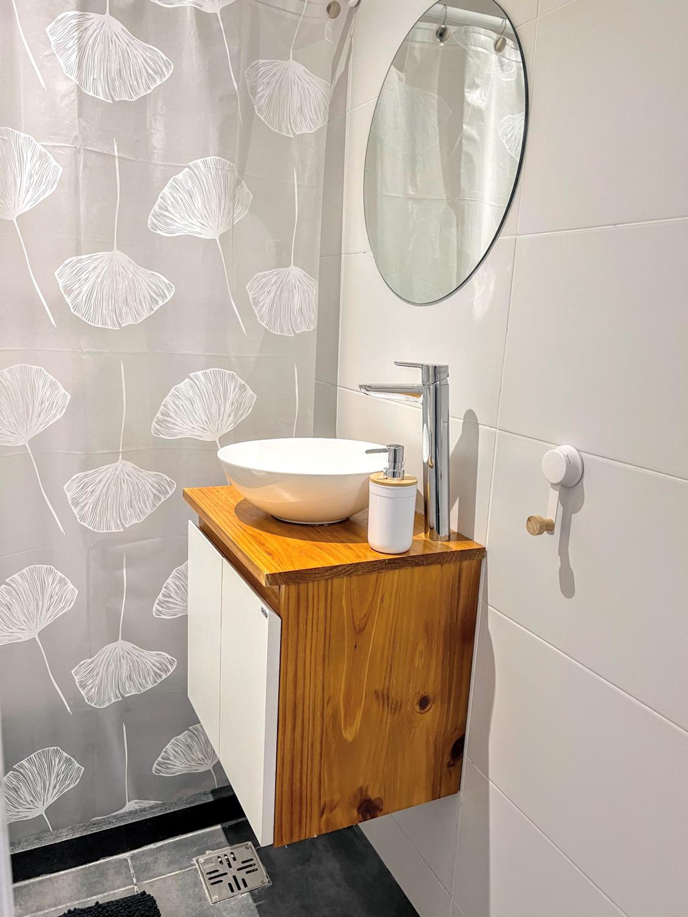 Rodriguez Suites