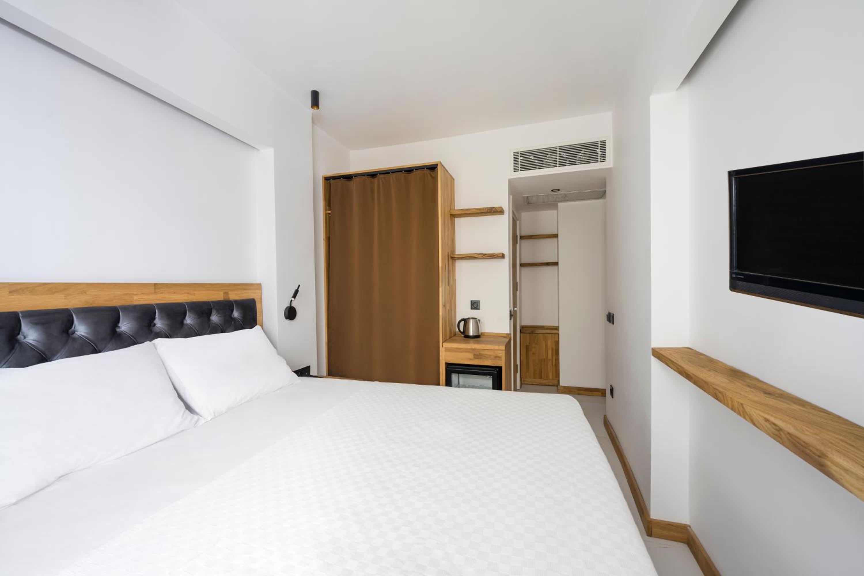 UK HOTEL İSTANBUL