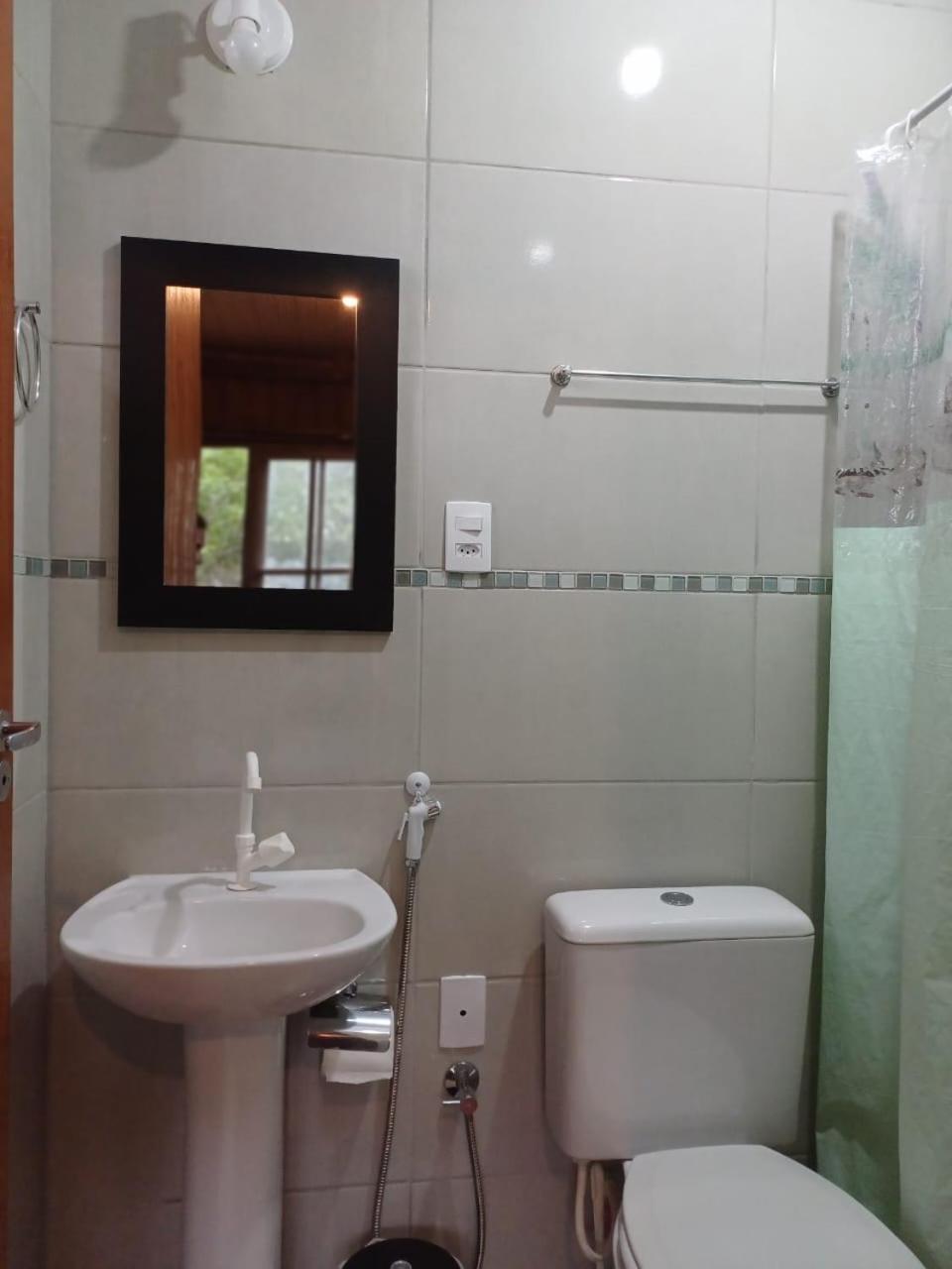 Recanto Cabanas vermelha