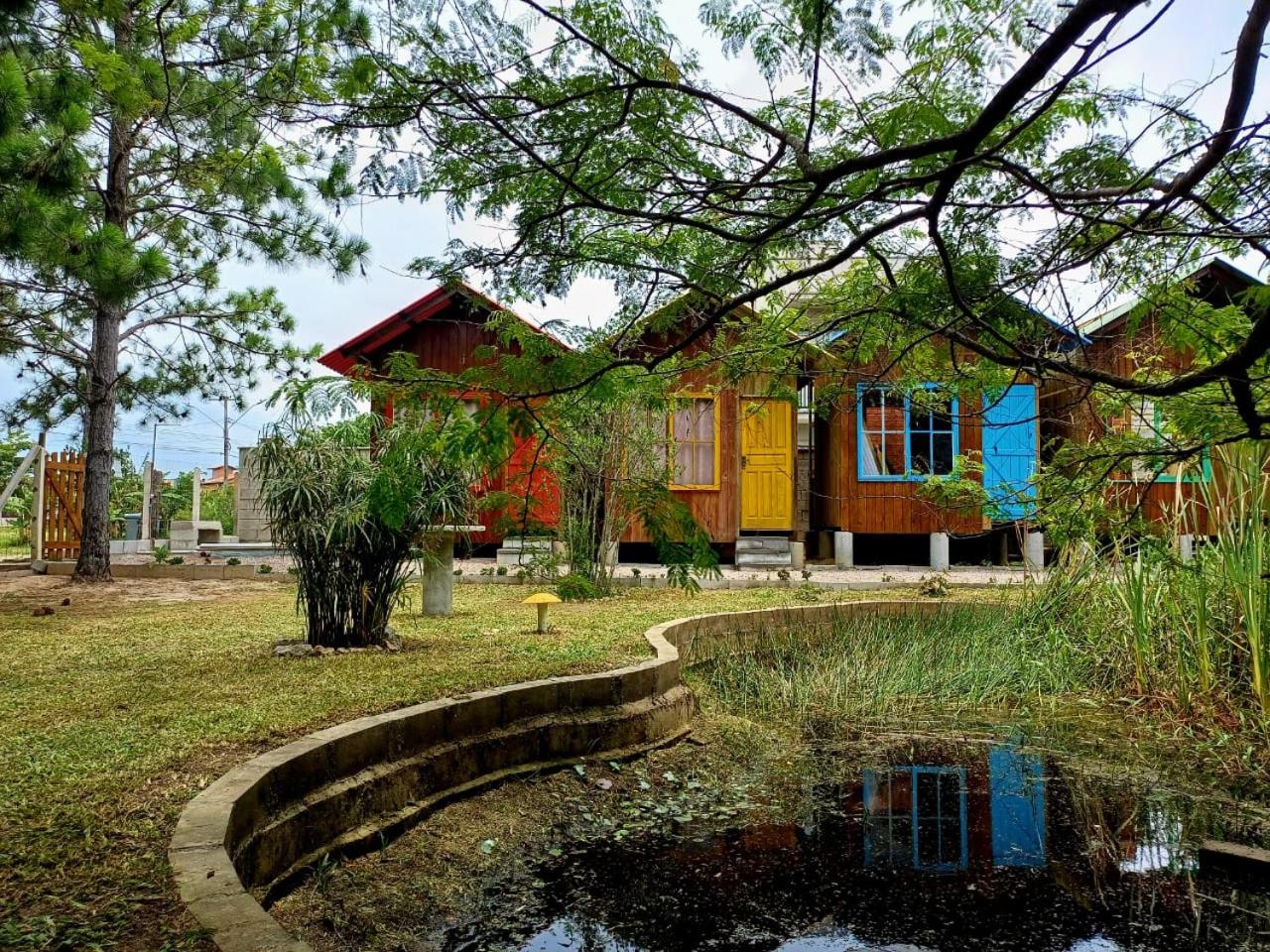 Recanto Cabanas vermelha