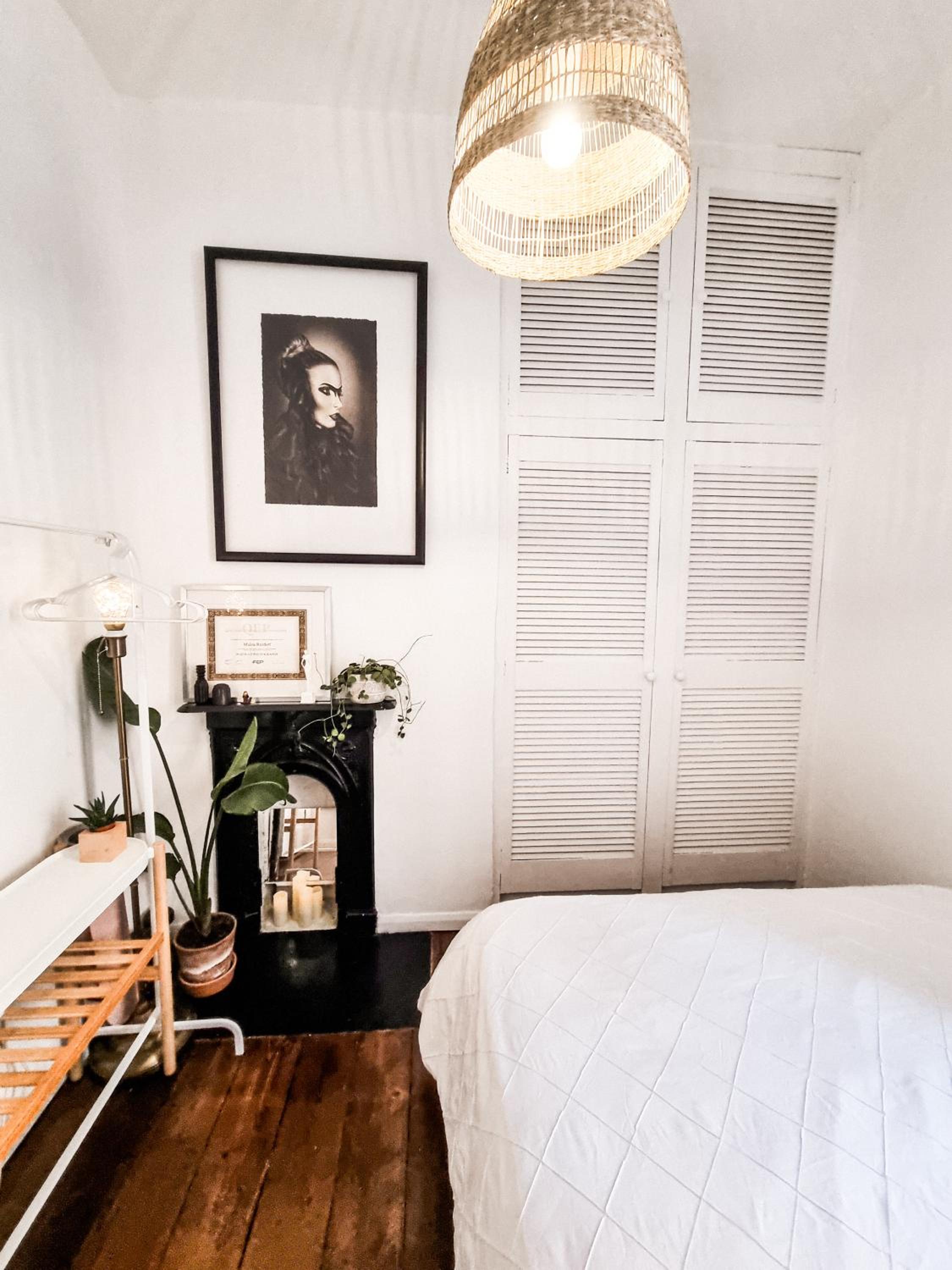 Stylish Apartment 1880s Guinness Worker House