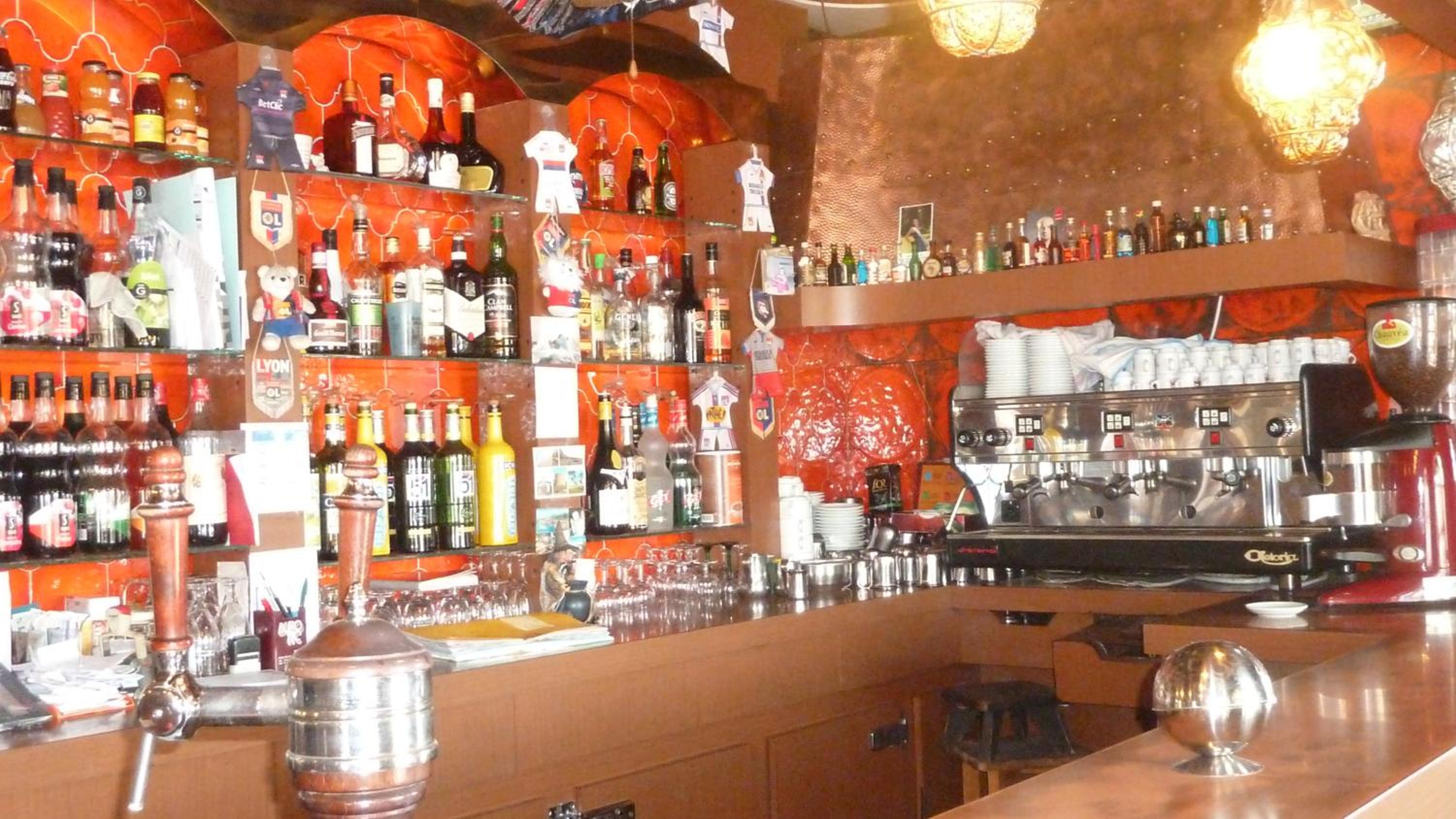 Le Bel Air en Mions — bar