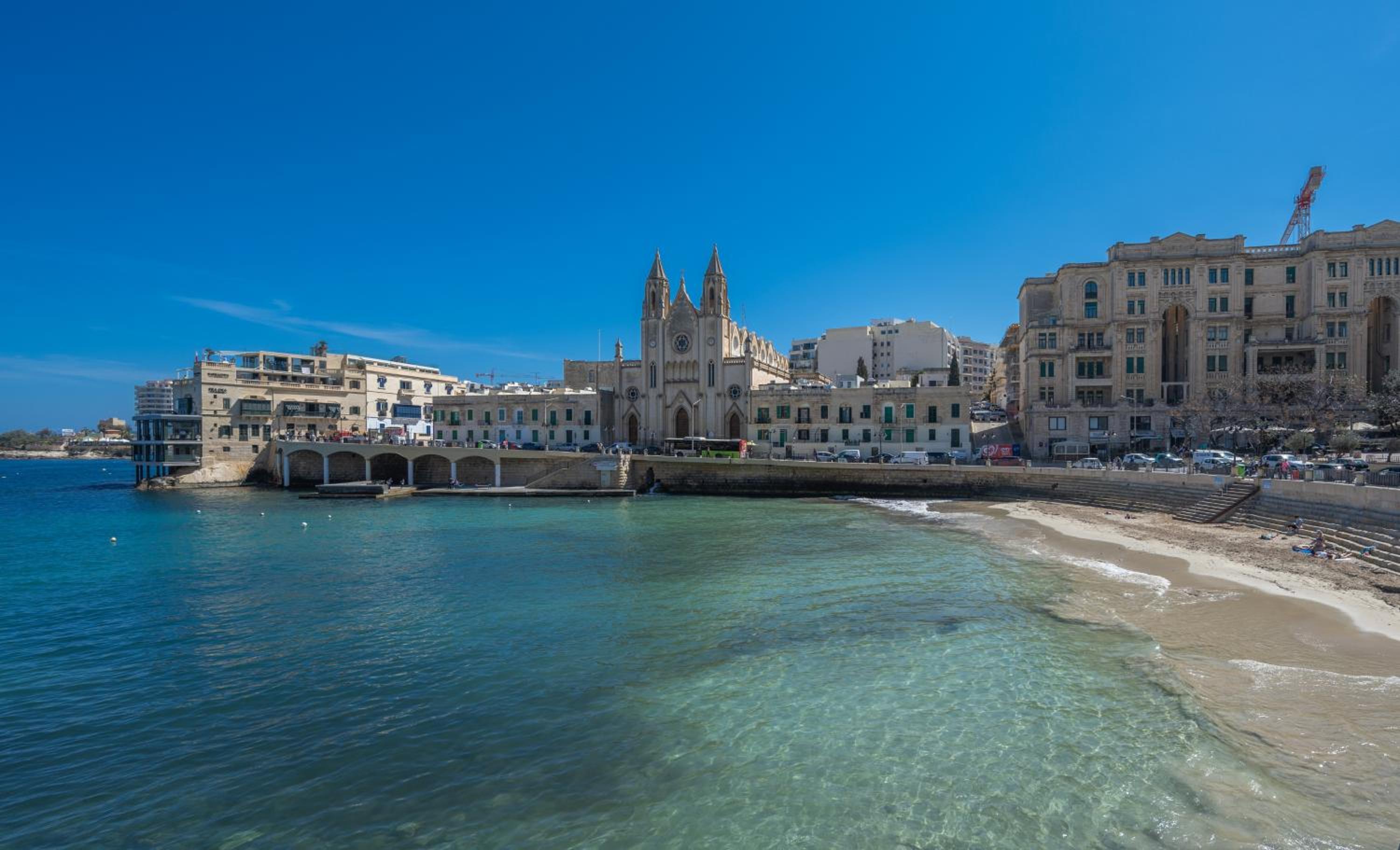Spacious 3 bedroom Apartment in the Heart of St Julians photo 4