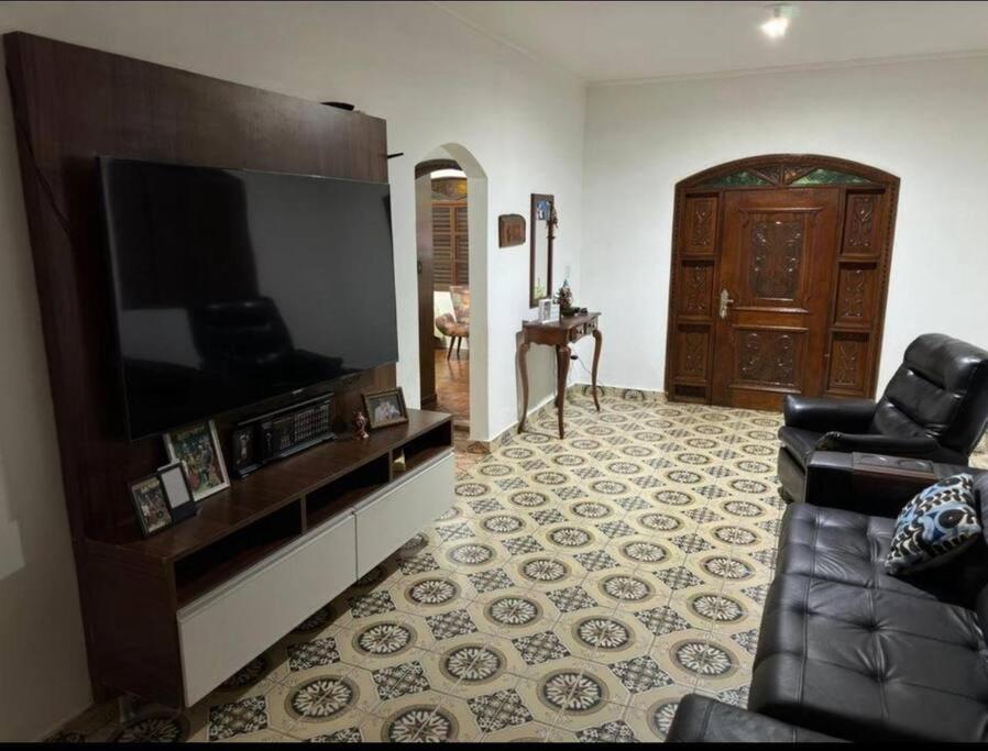 Casa espaçosa centro capital MS