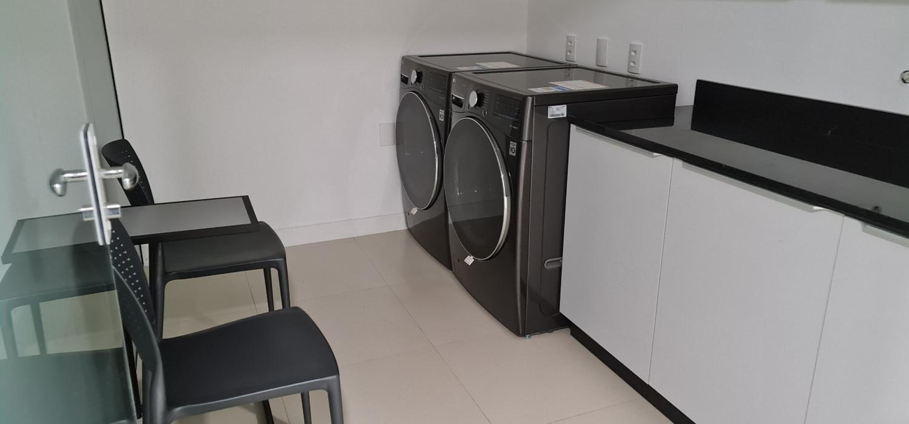 AZZA Smart Stay