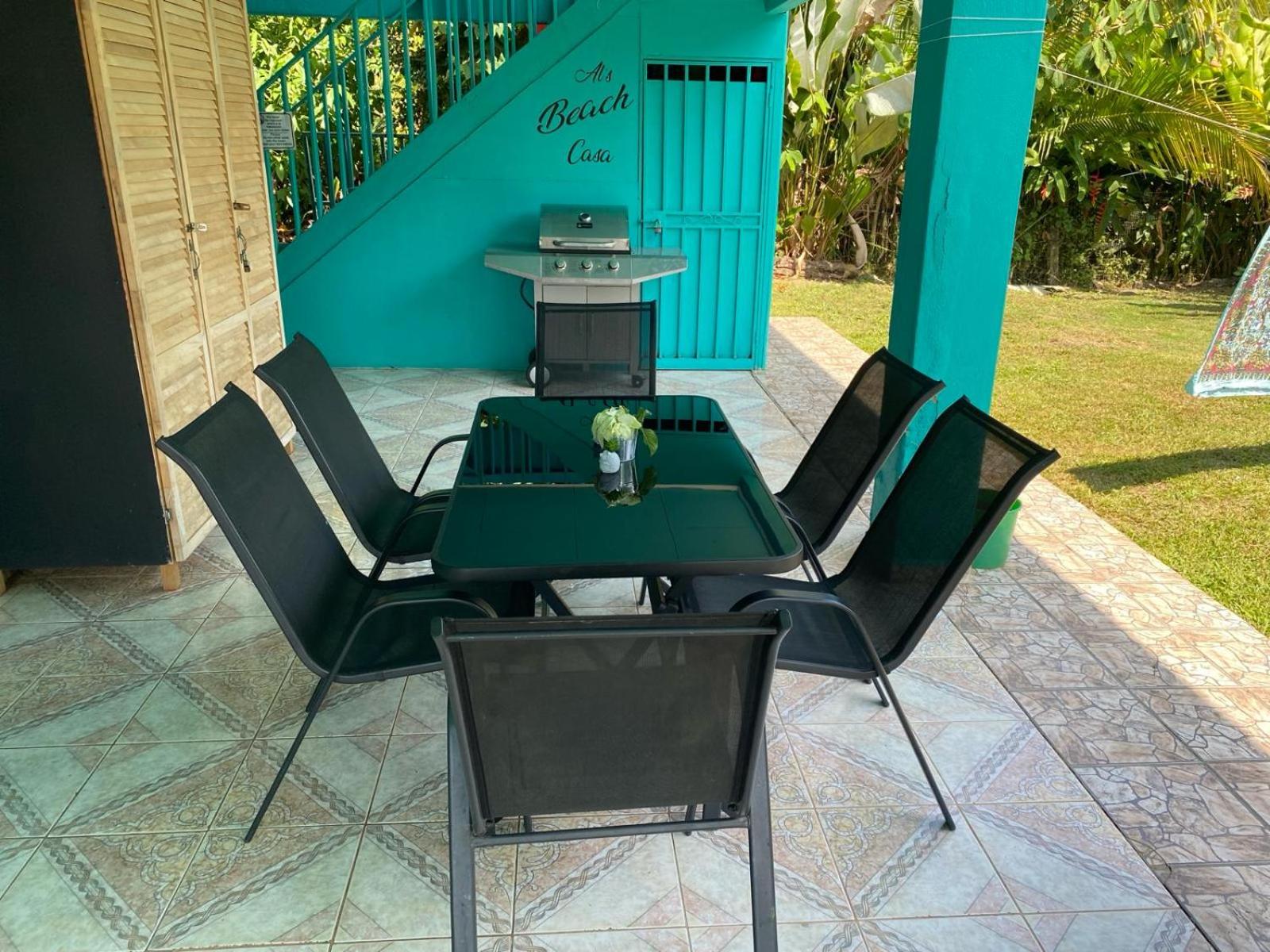Al's Beach Casa