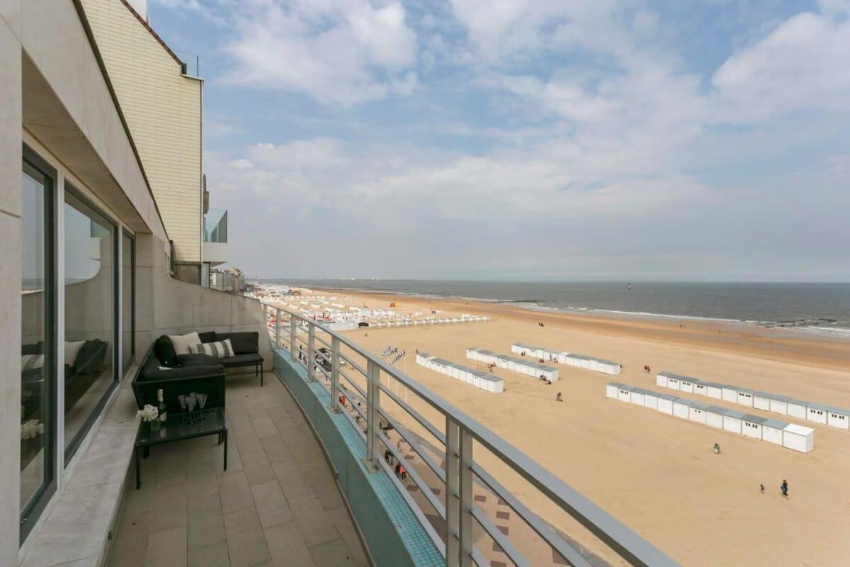 Huswell - Panoramic seaview apartment in 't Zoute