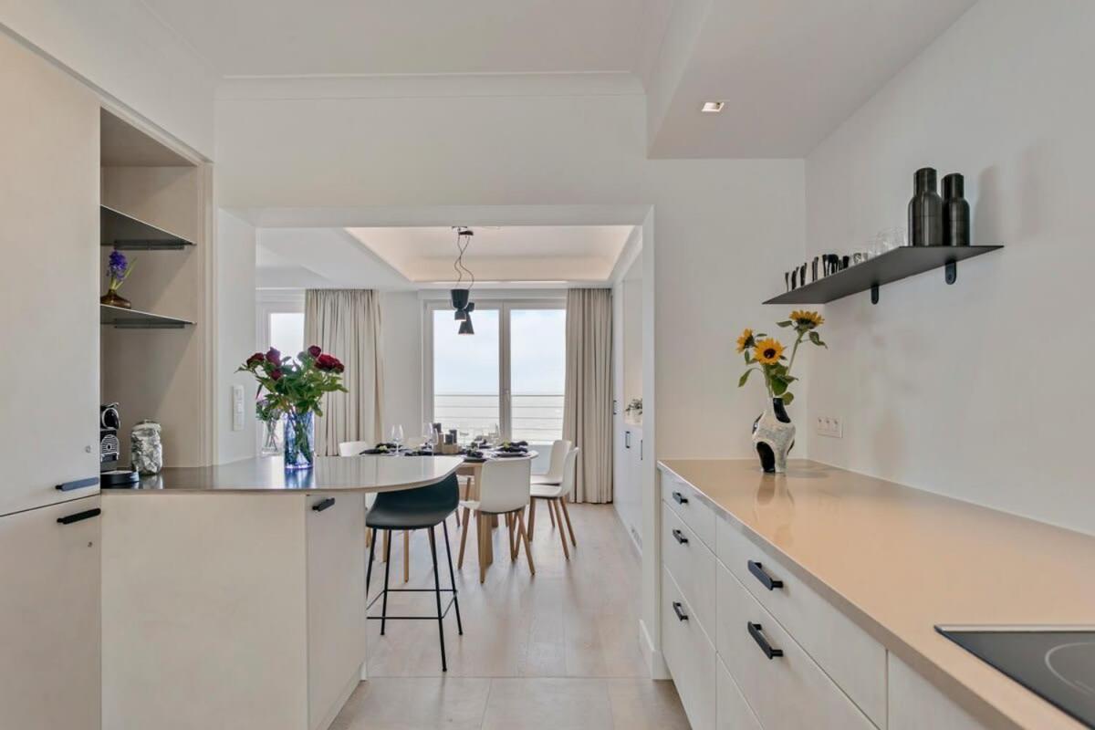 Huswell - Panoramic seaview apartment in 't Zoute
