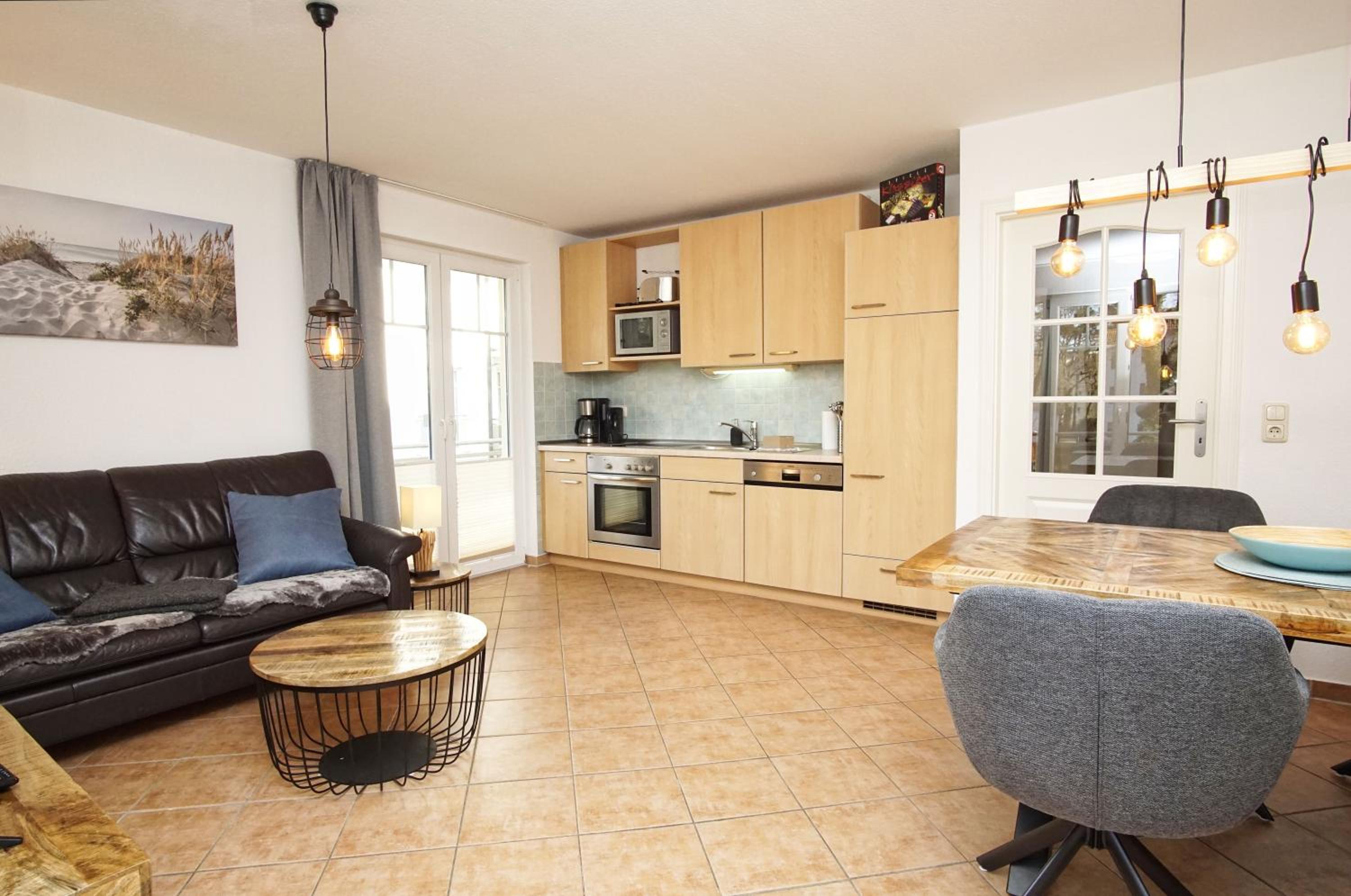 strandnahe Ferienwohnung mit 2 Balkonen - Haus am Kurpark FeWo 12