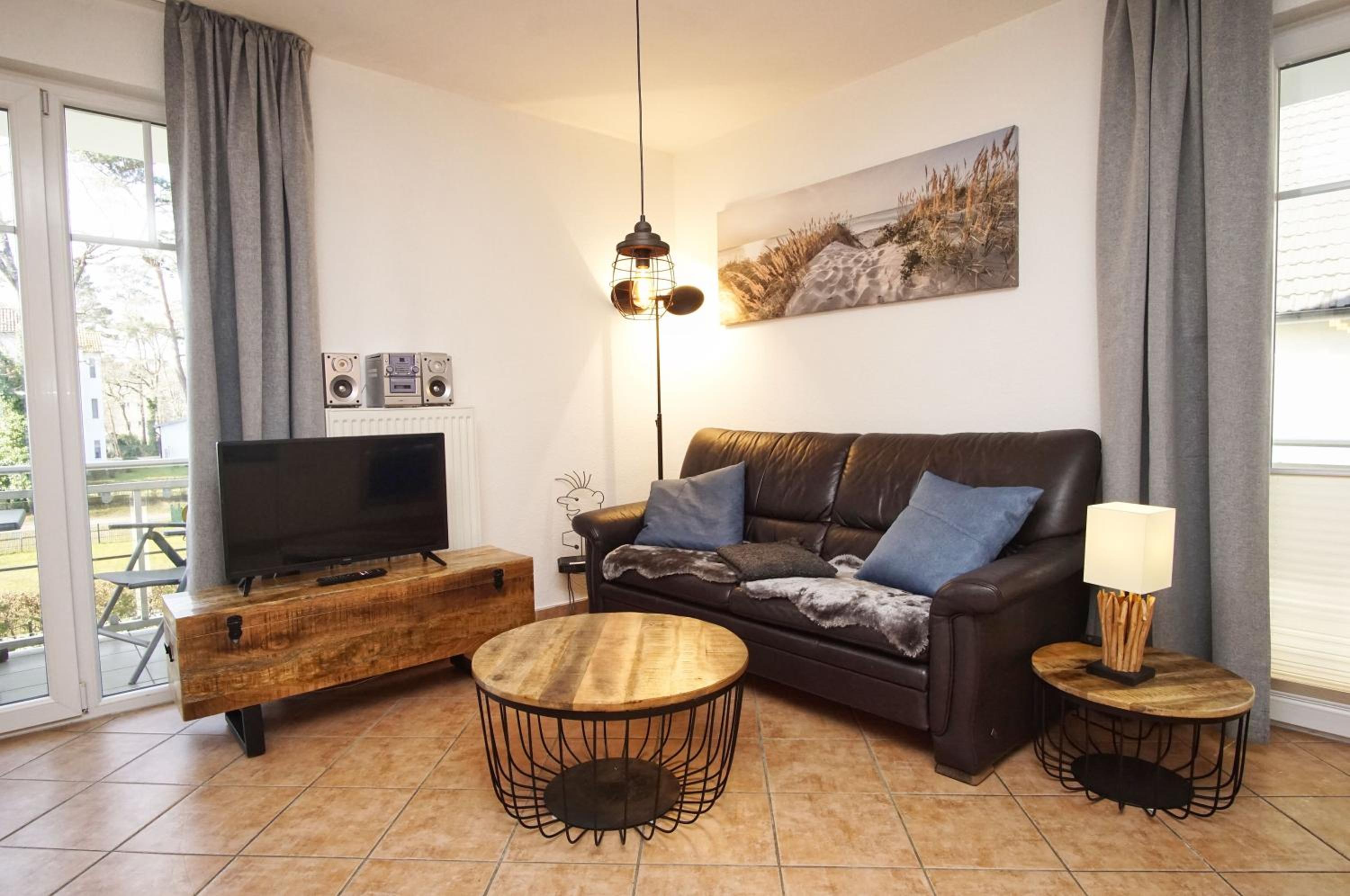 strandnahe Ferienwohnung mit 2 Balkonen - Haus am Kurpark FeWo 12