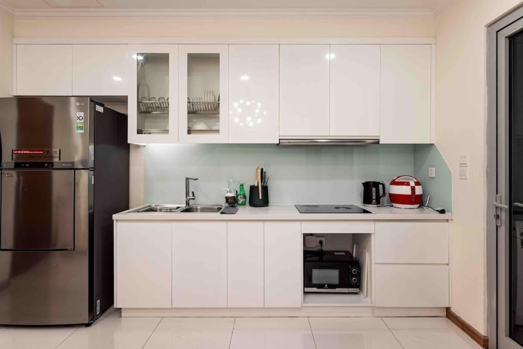 Căn hộ dịch vụ Vinhomes - đầy đủ tiện nghi - tầm nhìn ra thành phố - Landmark plus