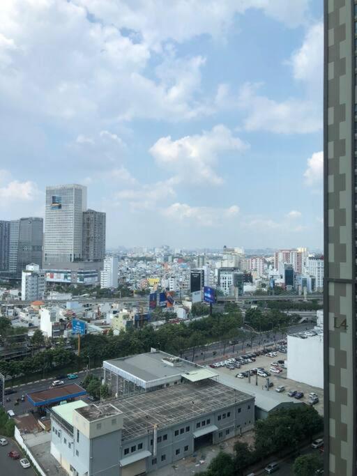 Căn hộ dịch vụ Vinhomes - đầy đủ tiện nghi - tầm nhìn ra thành phố - Landmark plus