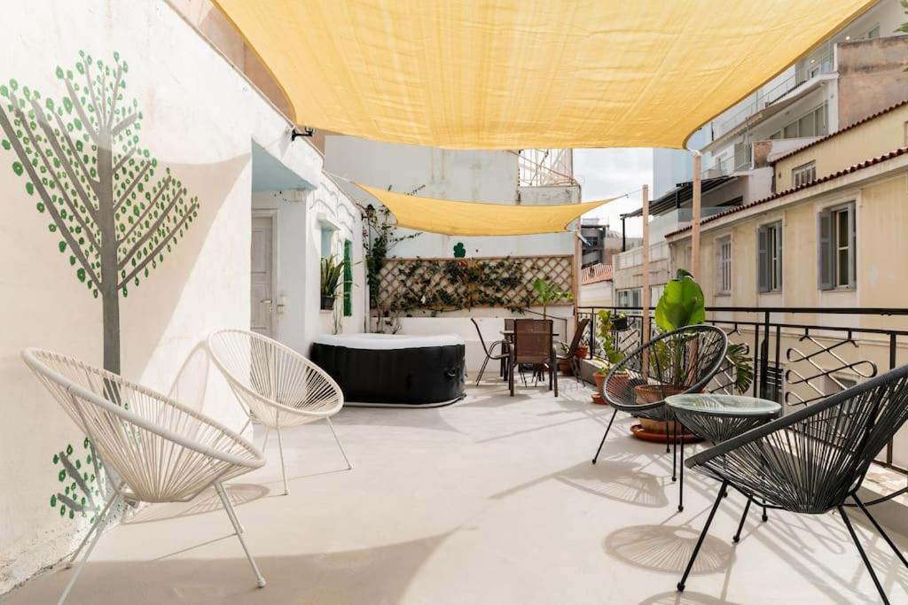 3BDR IDEAL CENTRAL ATHENIAN APT