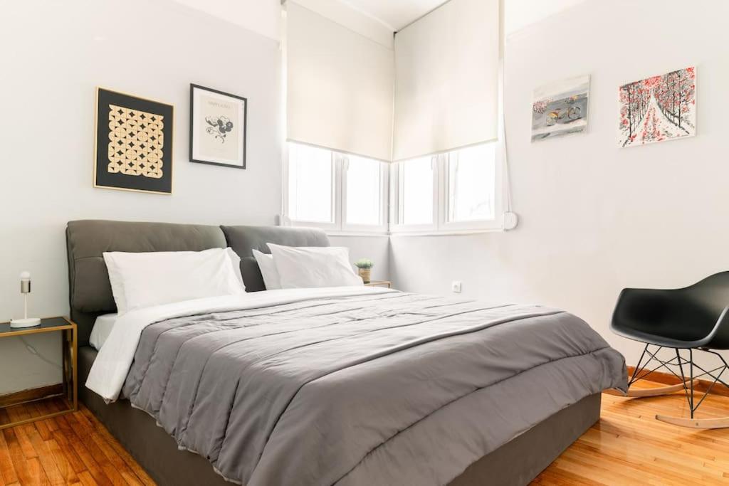 3BDR IDEAL CENTRAL ATHENIAN APT