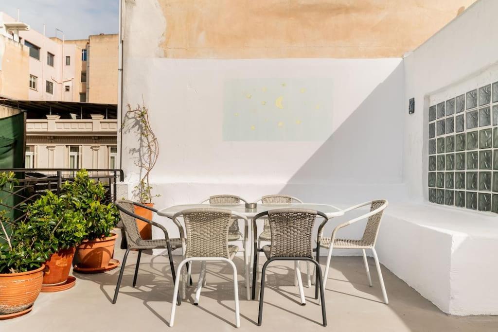 3BDR IDEAL CENTRAL ATHENIAN APT