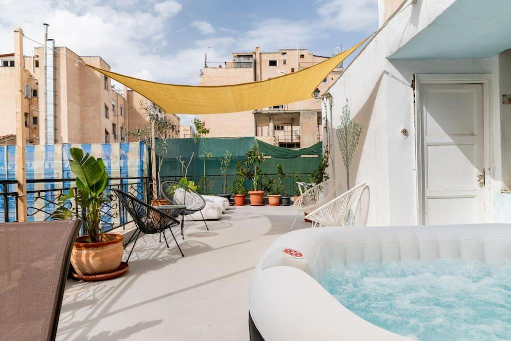 3BDR IDEAL CENTRAL ATHENIAN APT