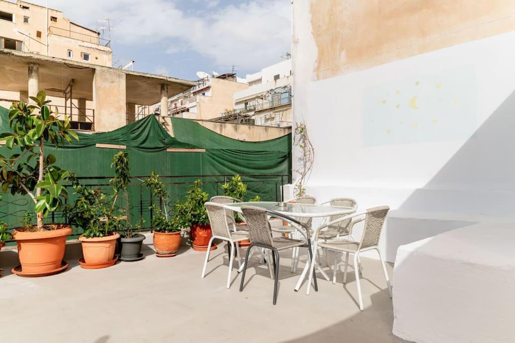 3BDR IDEAL CENTRAL ATHENIAN APT