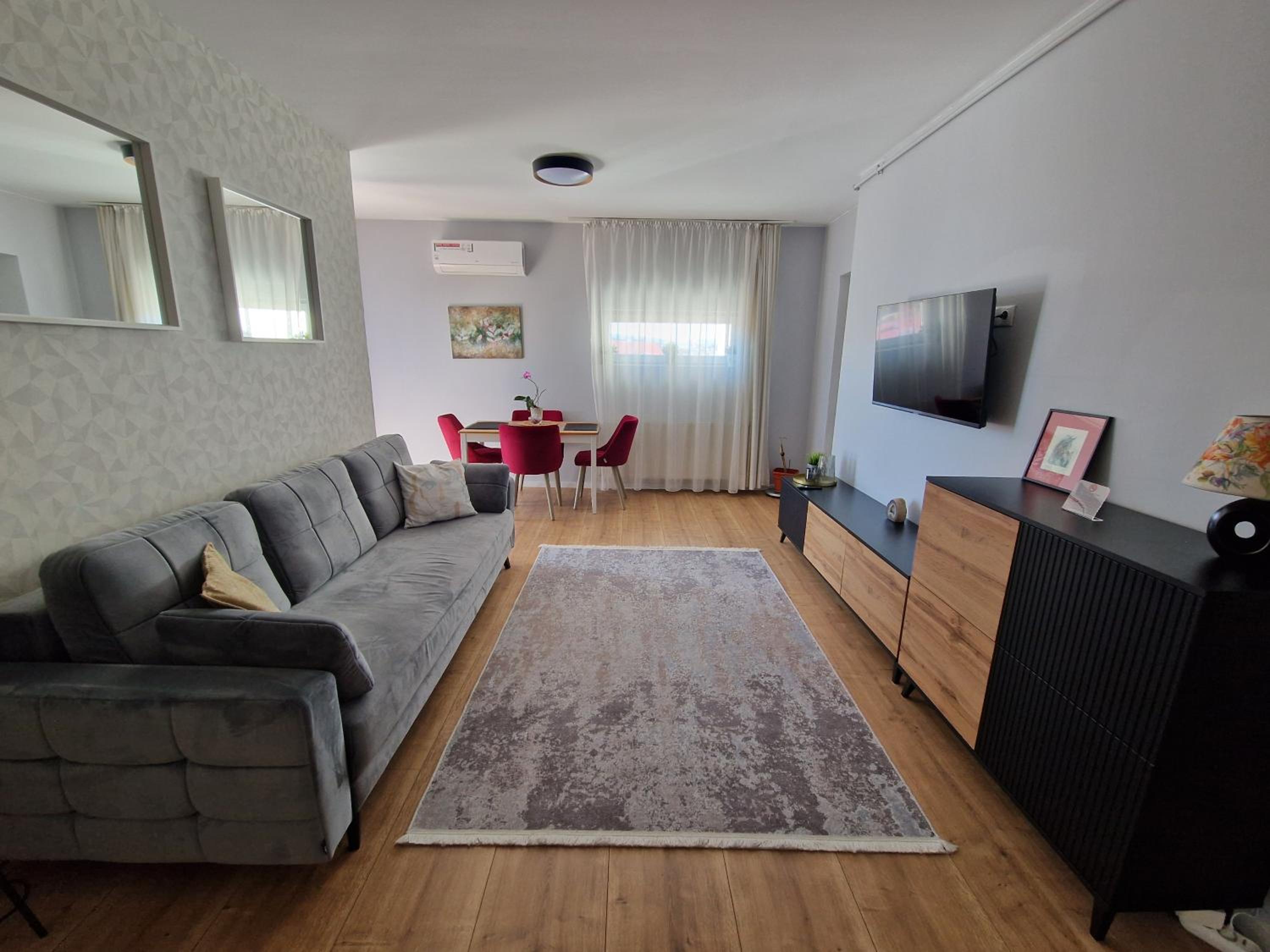 City Apartment Dorobantilor view 3