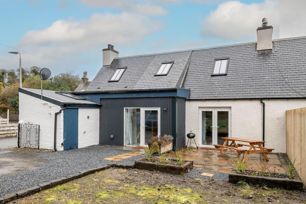 No7 Drummond Street, 2 bedrooms, Comrie