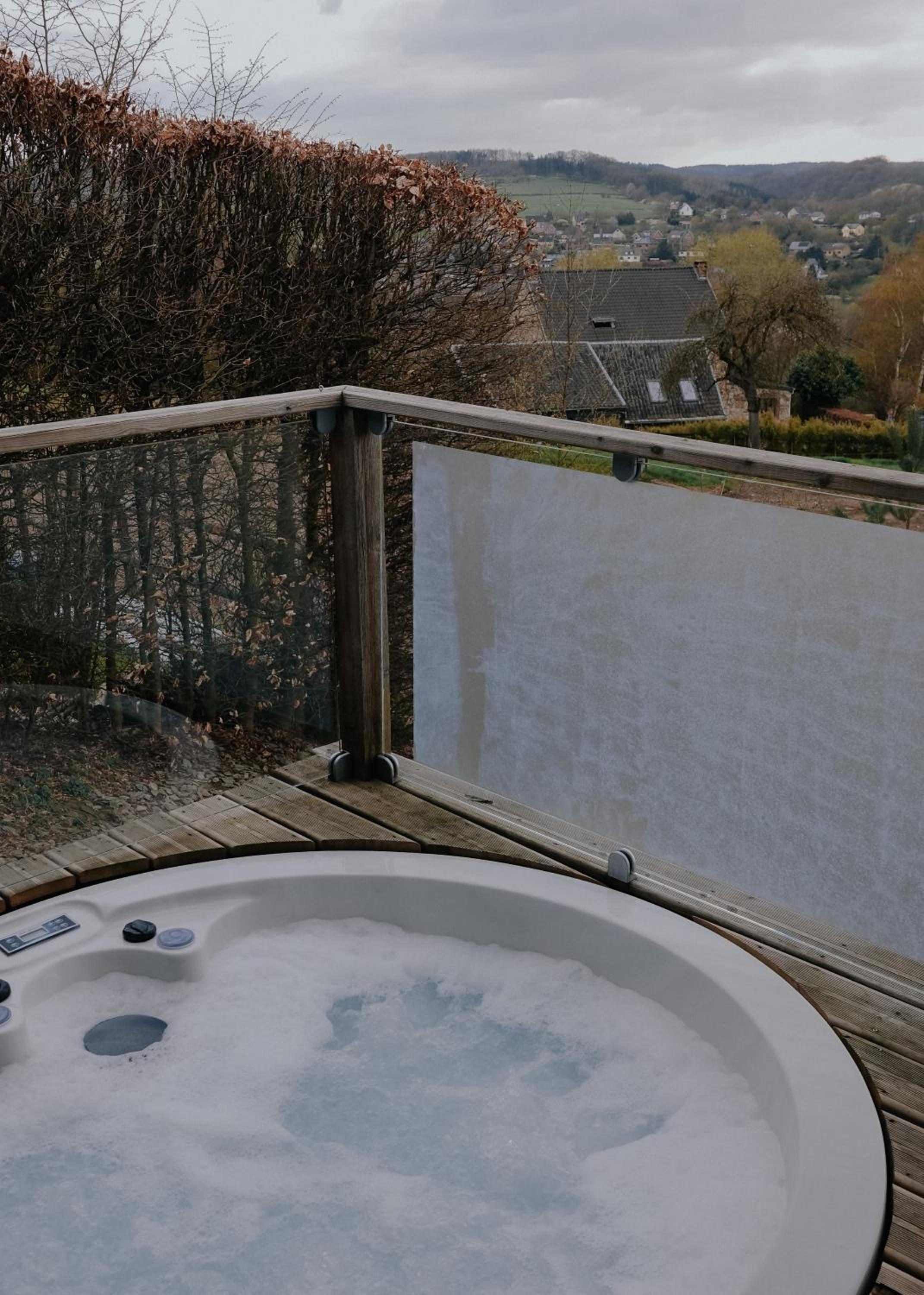 L'Escale Zen - Tiny House (Jacuzzi/Sauna)